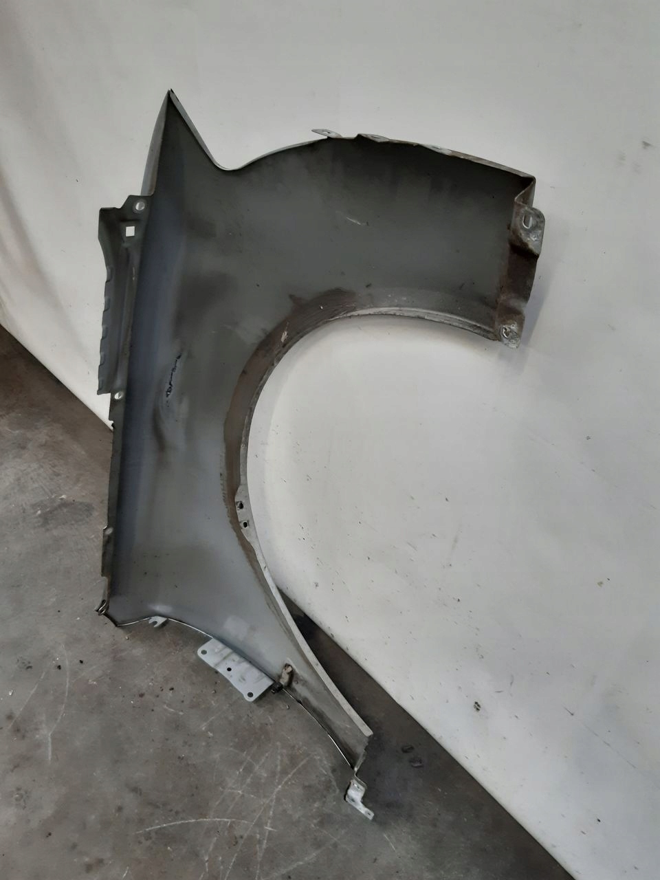 fender left front front Audi A8 D3 3,7 V8 LY7W
