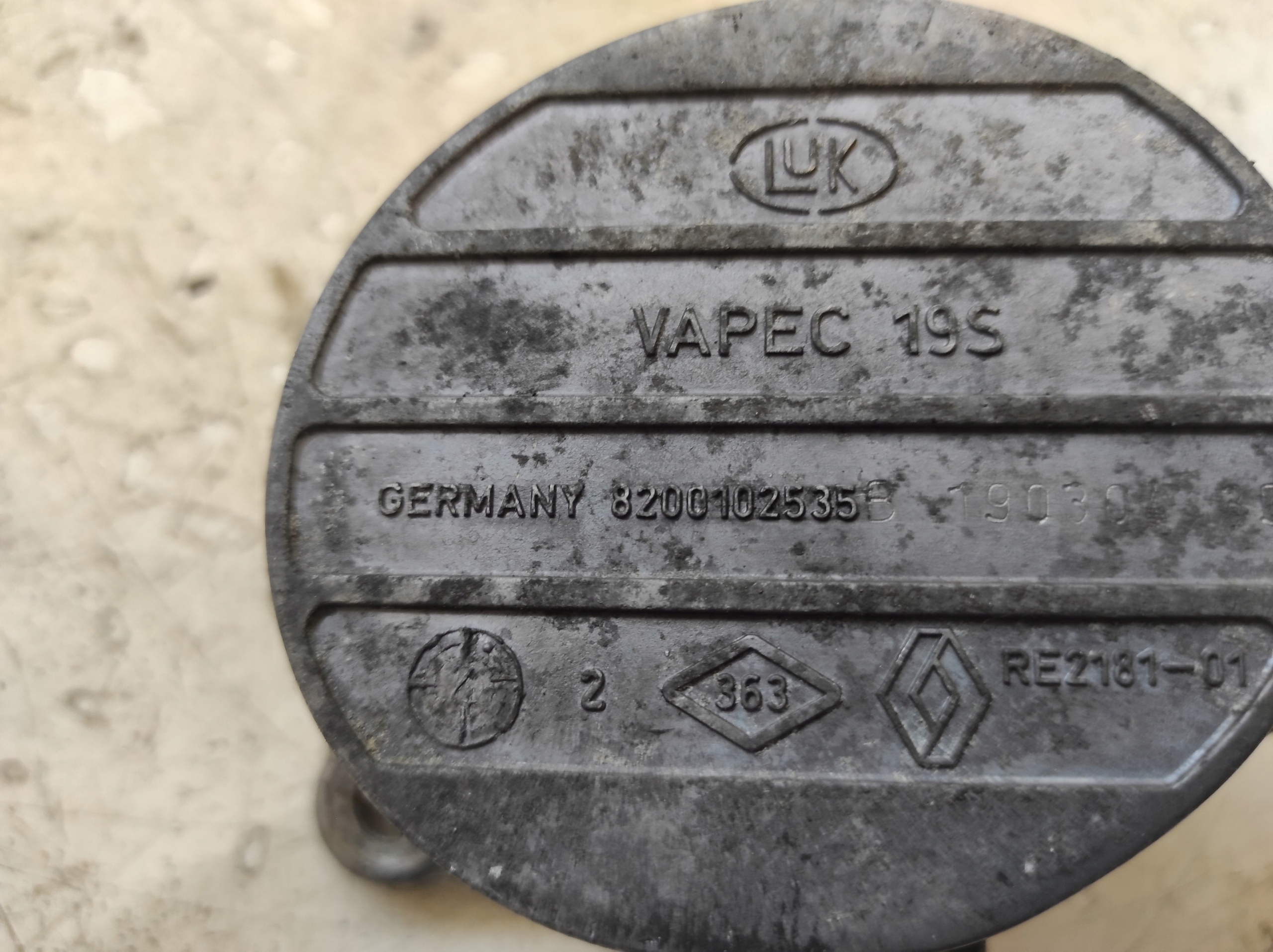 VIVARO a TRAFIC 2 II 01- 2.5 насос вакум 8200102535B