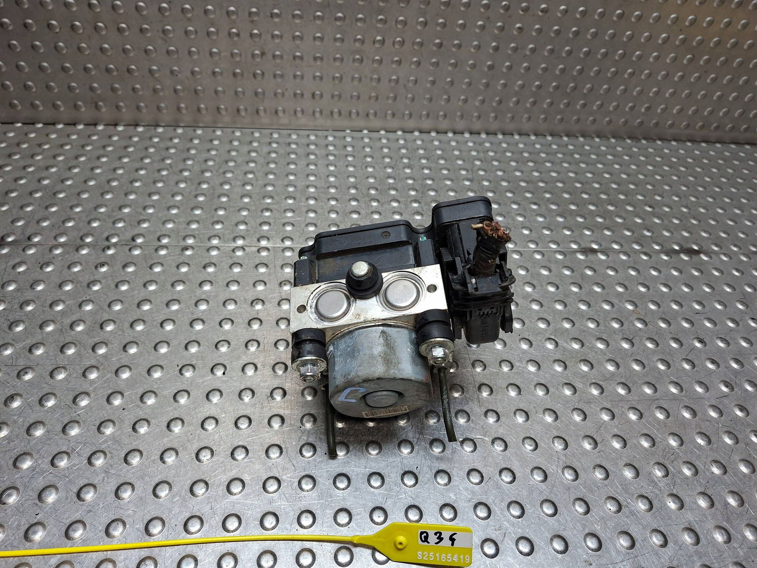 pump control unit ABS CHERY TIGGO 7 16- 3550101-Y01 04100010A