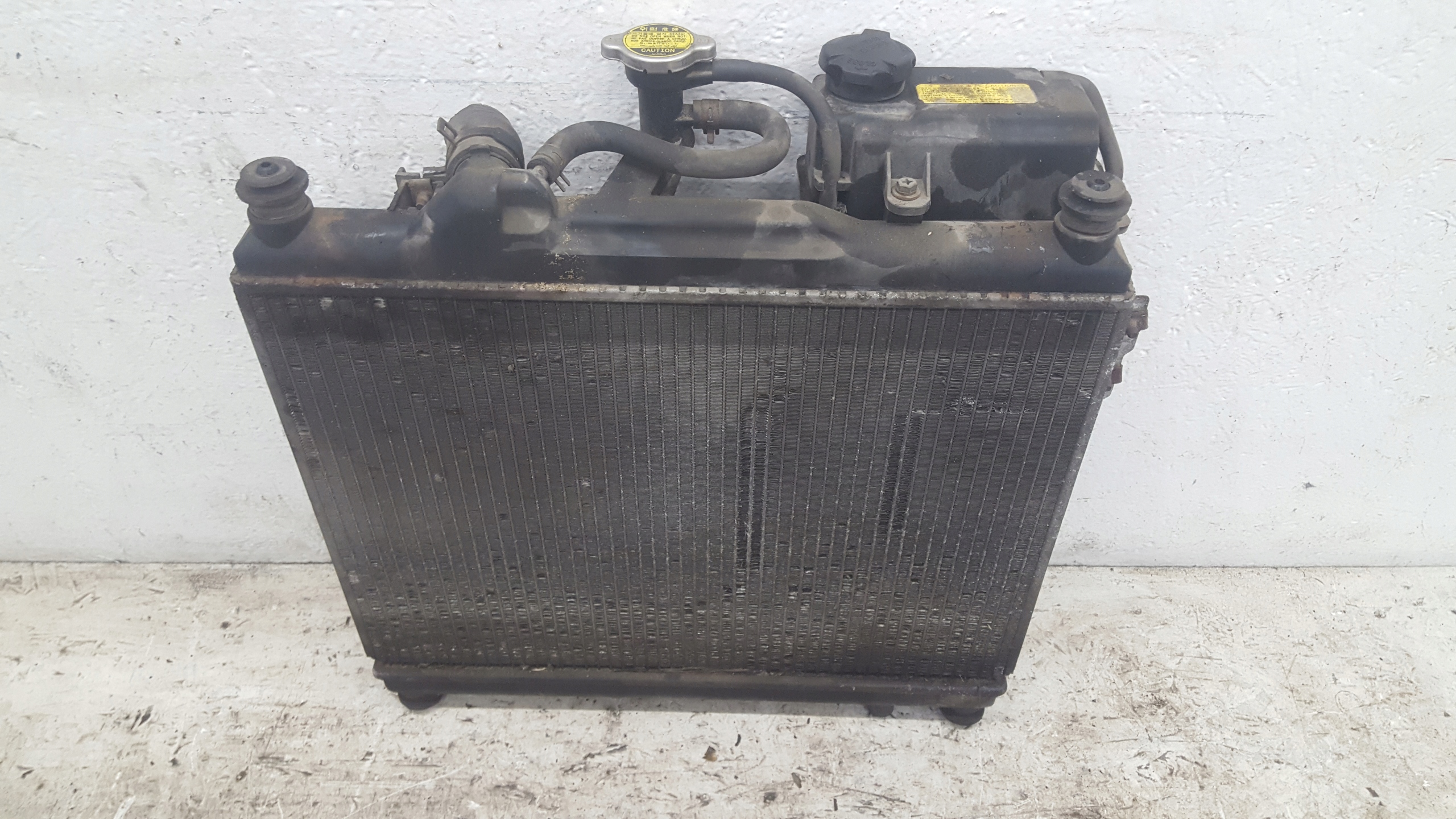 water cooler Z WENTYLATOREM HYUNDAI GETZ 3A2224