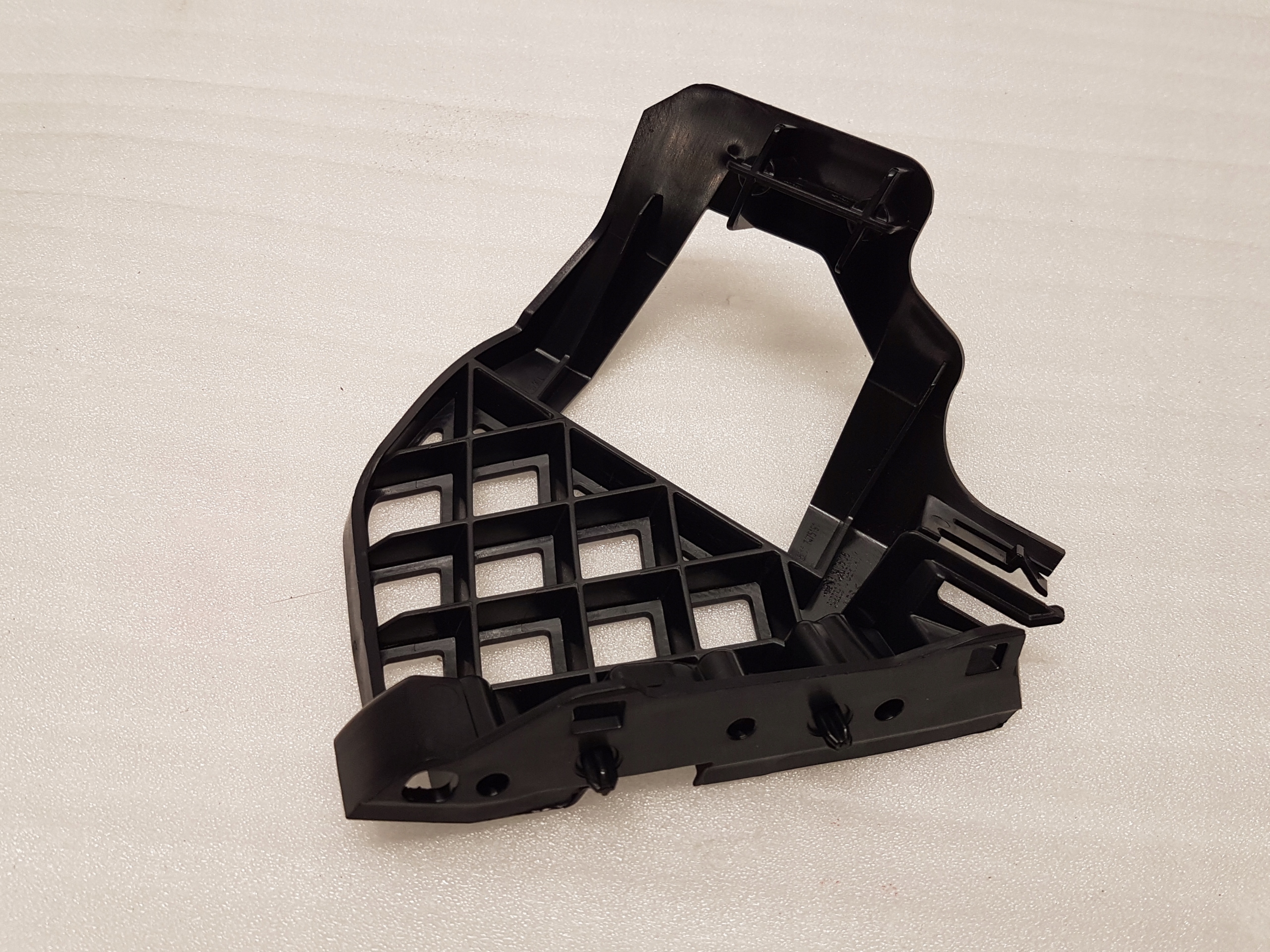 bumper bracket left front BMW 7 G11 G12 LCI 7475191