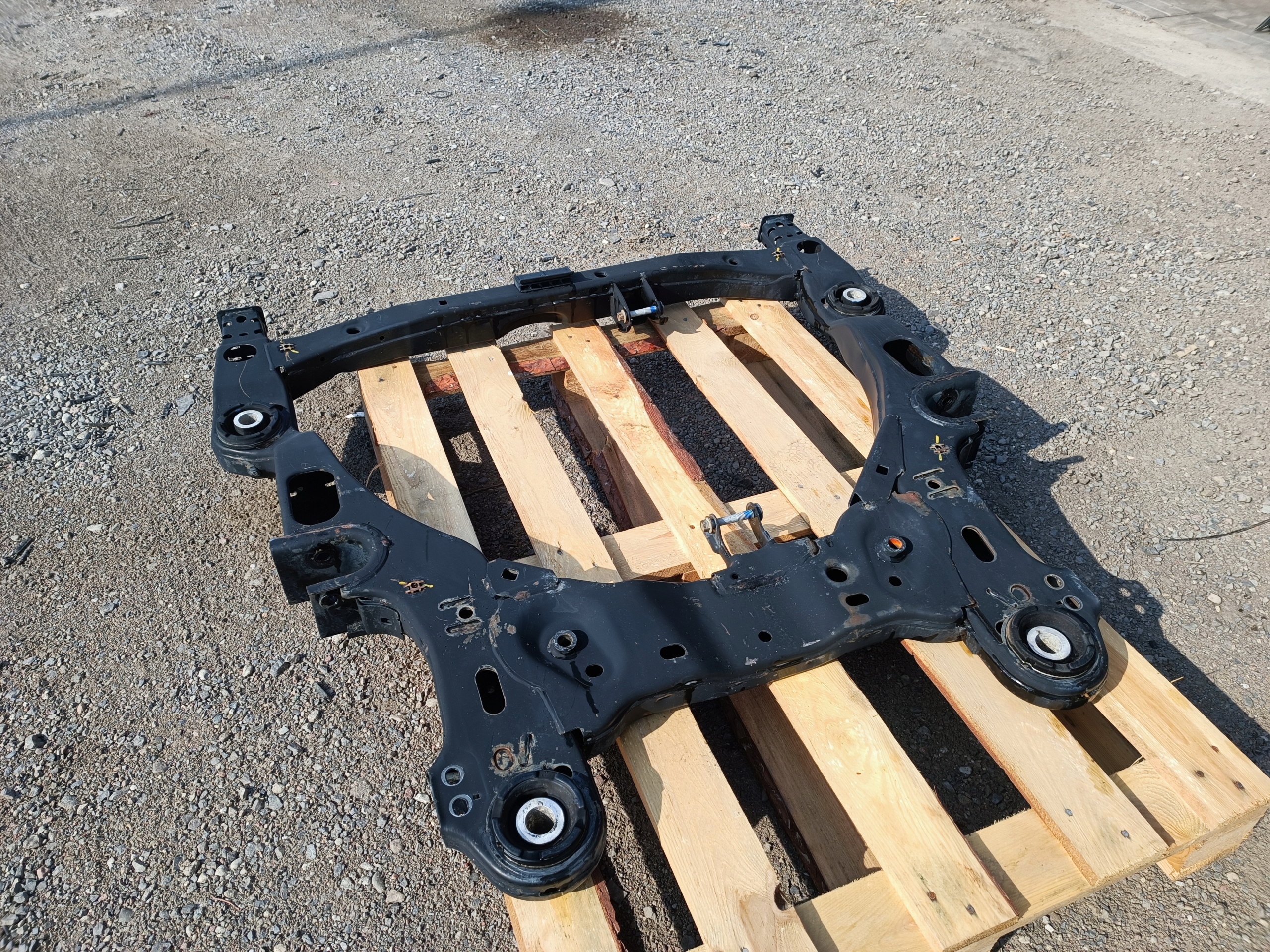 axle beam subframe suspension beam front front Ford Flex 3.5 Ecoboost 2013