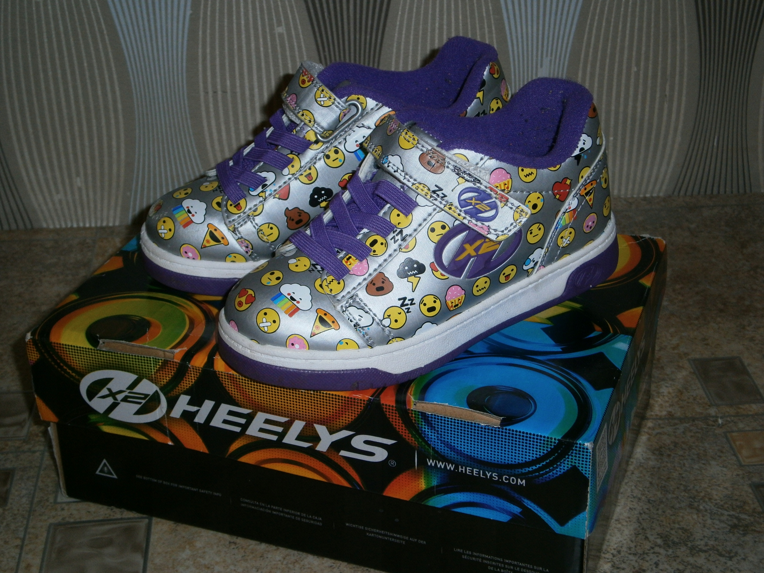 BUTOROLKI HEELYS DUAL UP X2 EMOJI ROZ 31 Marka Heelys