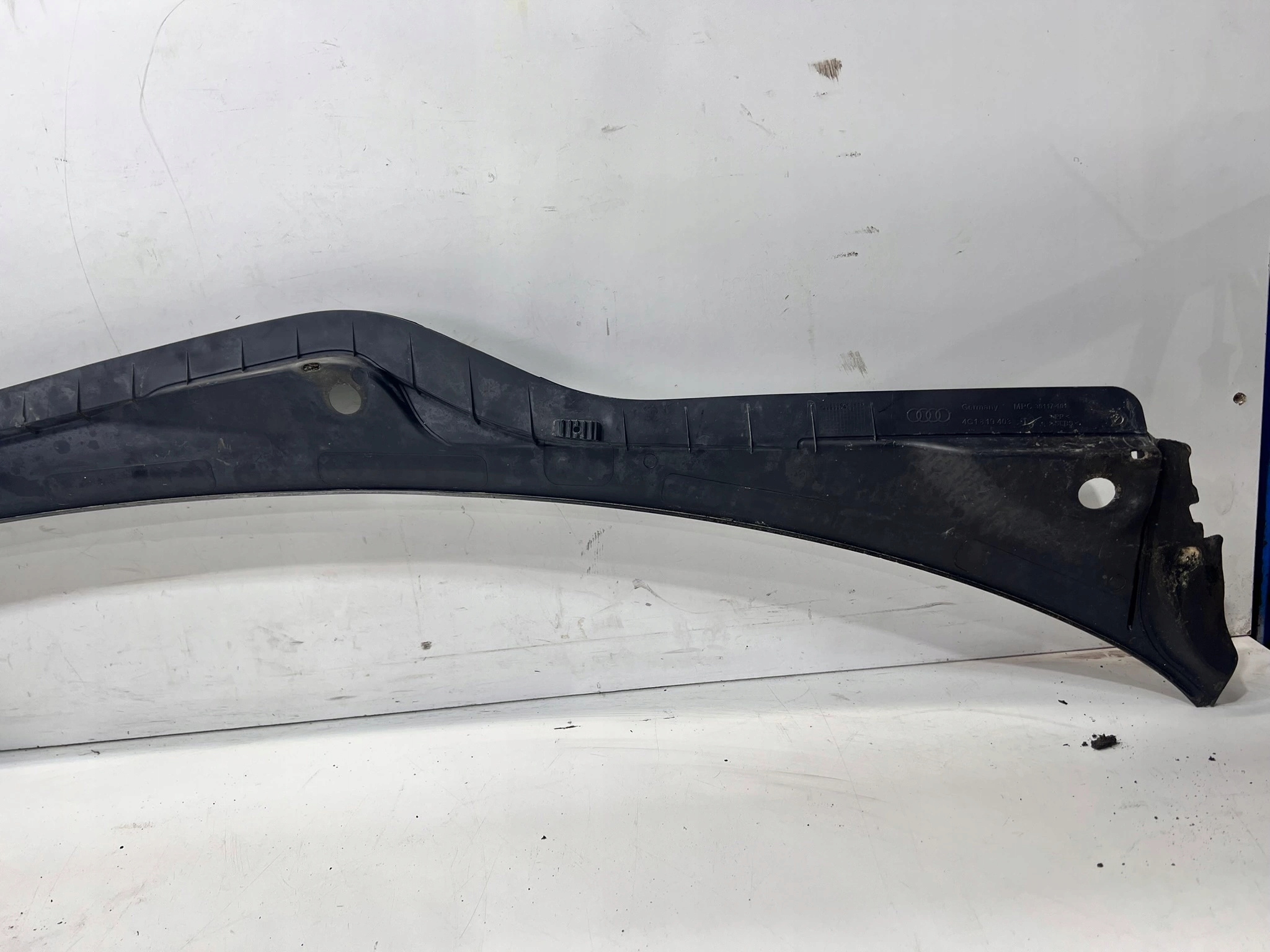 torpedo plastic AUDI A6 C7 4G1819403B EUROPA