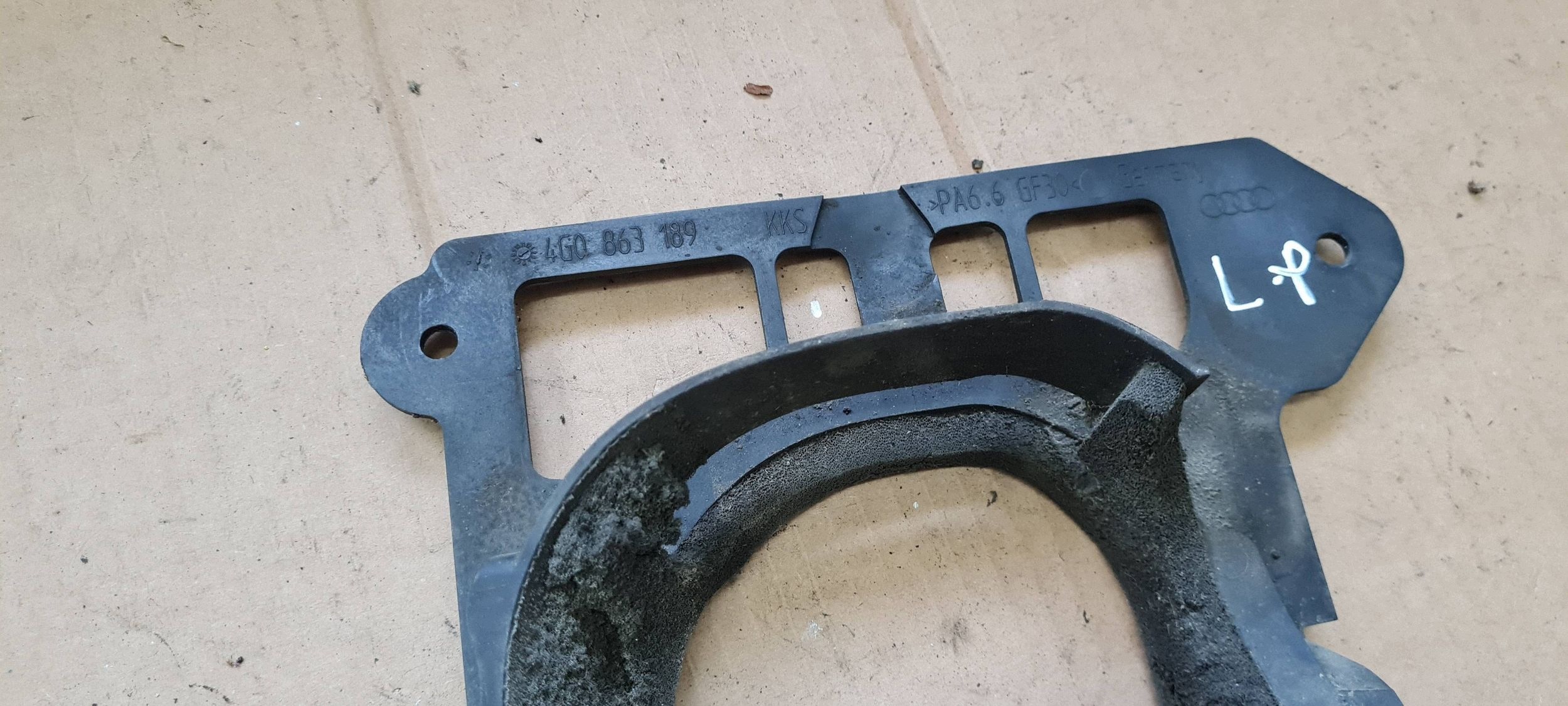 A7 4G cover of control semi-axes left left front 4G0863189 A6 C7 4G