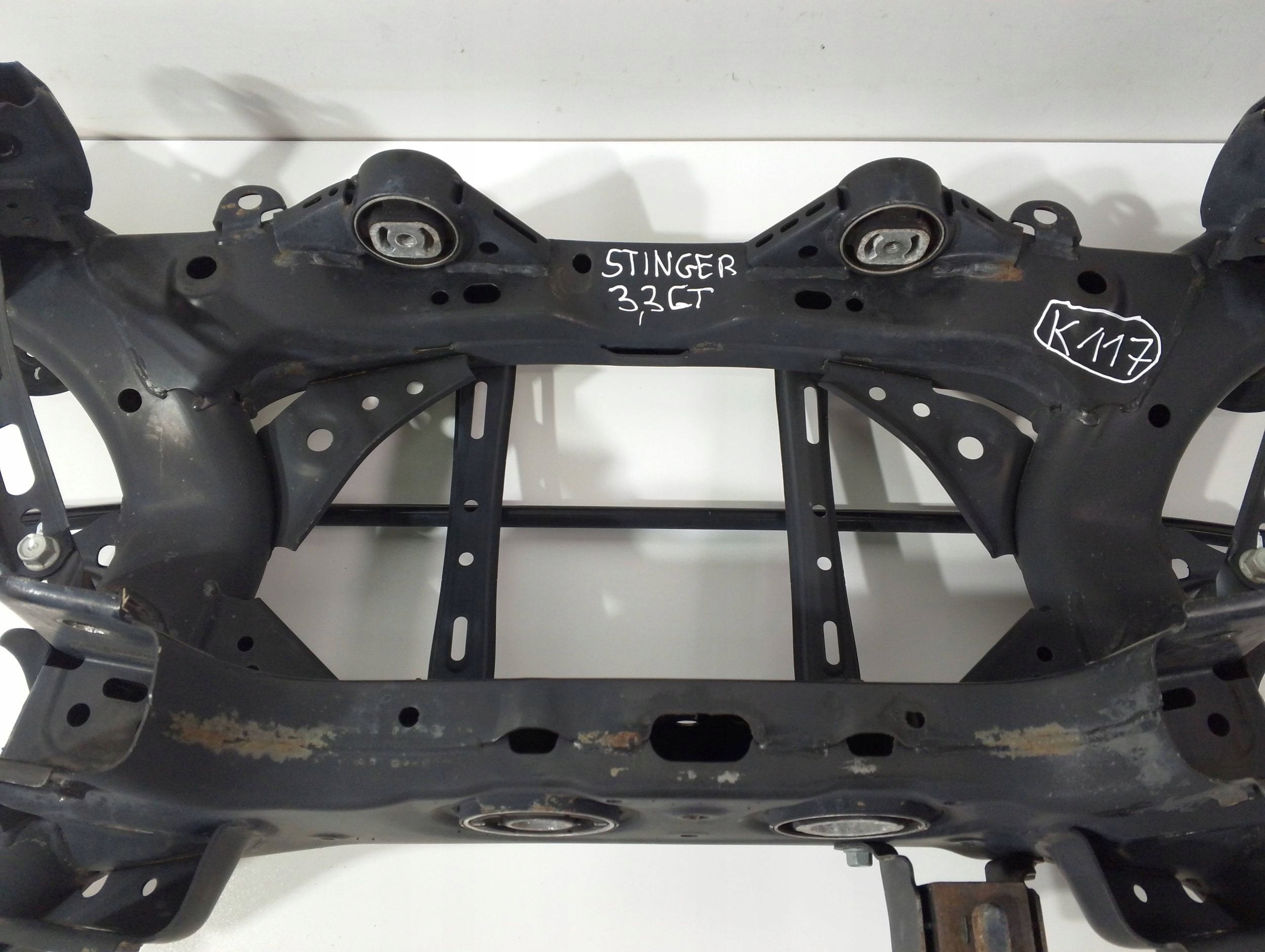 KIA Stinger 3,3 GT axle beam sider rear (K117)