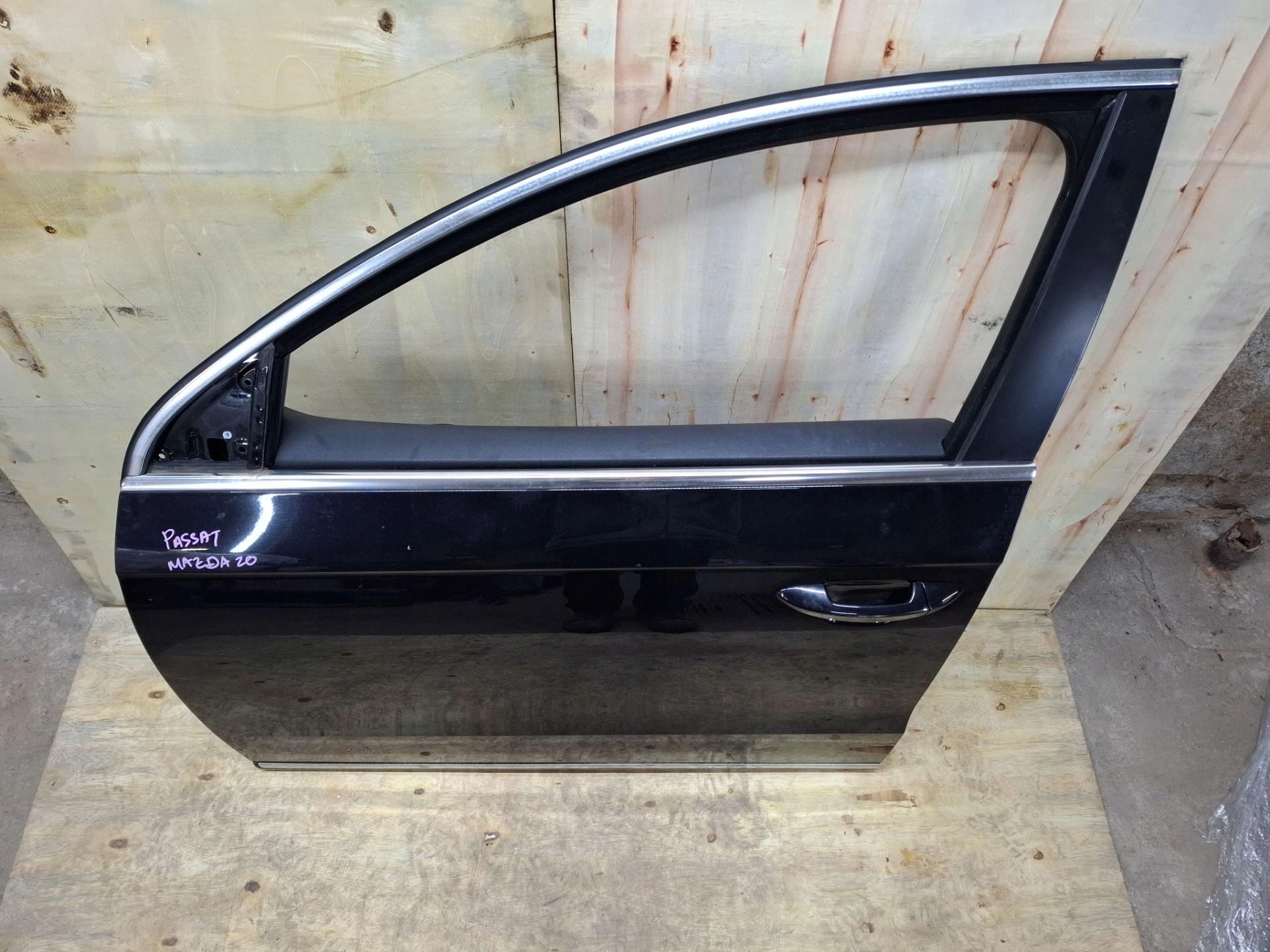 door front left side Volkswagen Passat B7 2011
