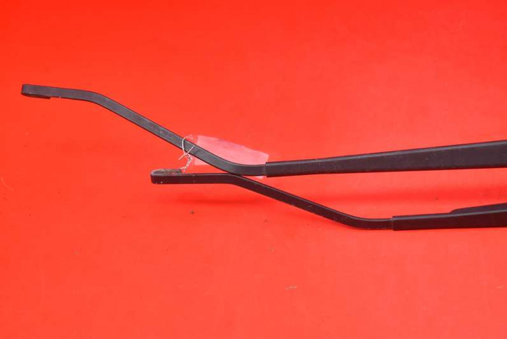 wiper arm front EU MAZDA 5 1 and CR 05-08