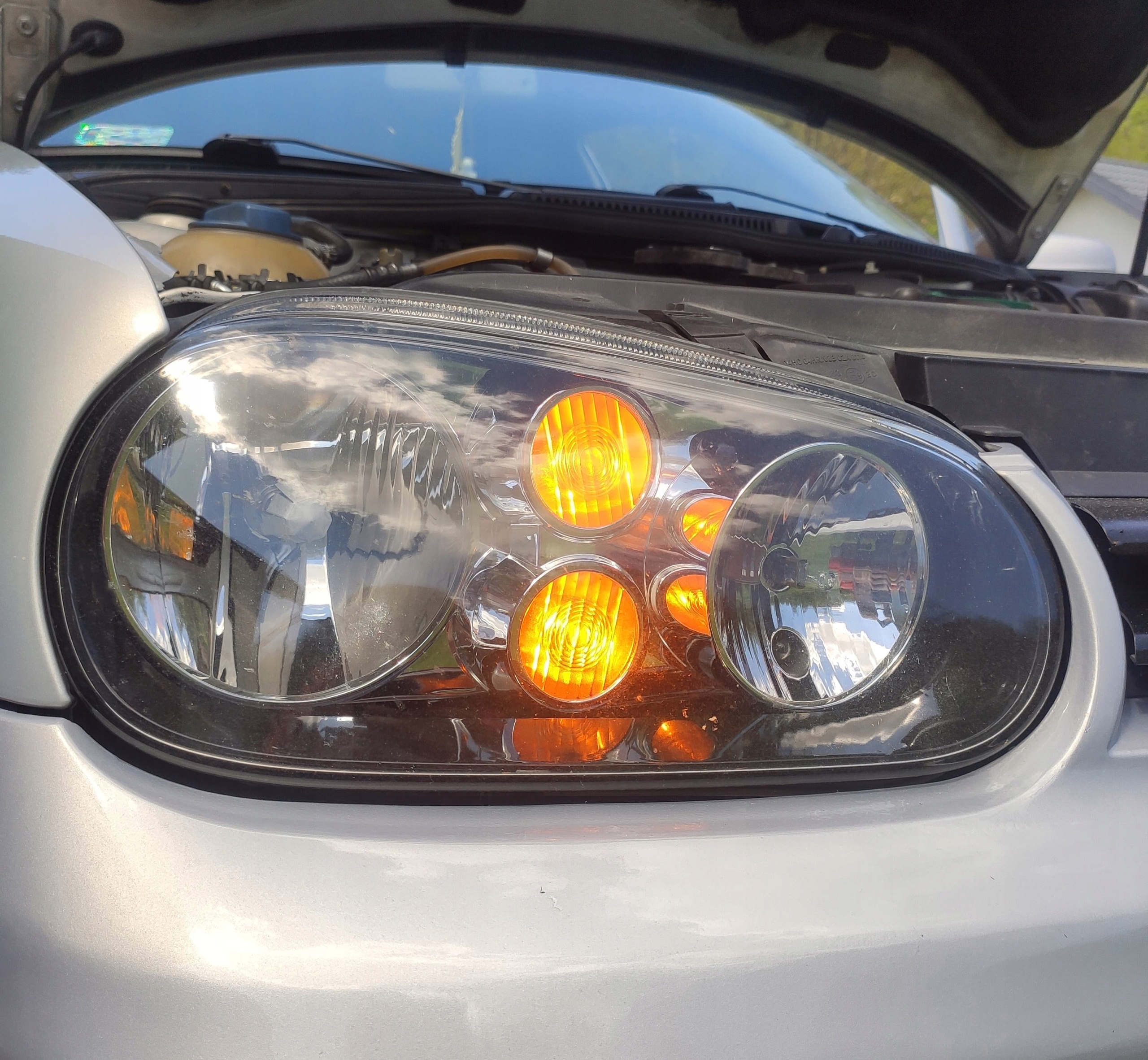 

Mocowanie podwójnego kierunkowskazu do Vw Golf MK4