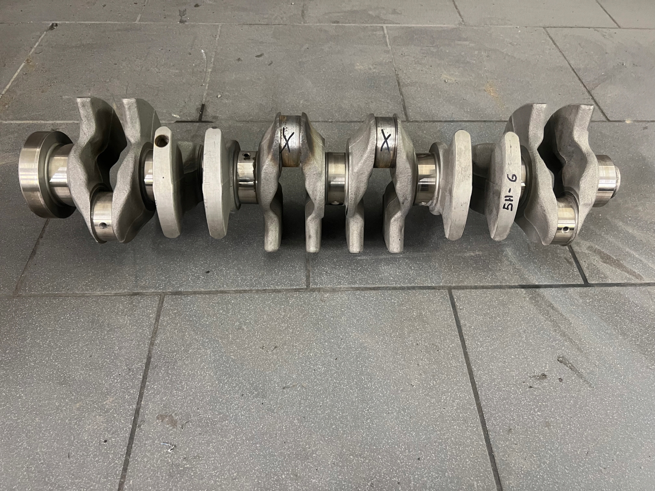 WAŁ KORBOWY BMW M3 M4 F80 F82 7846606 Numer katalogowy części 7846606