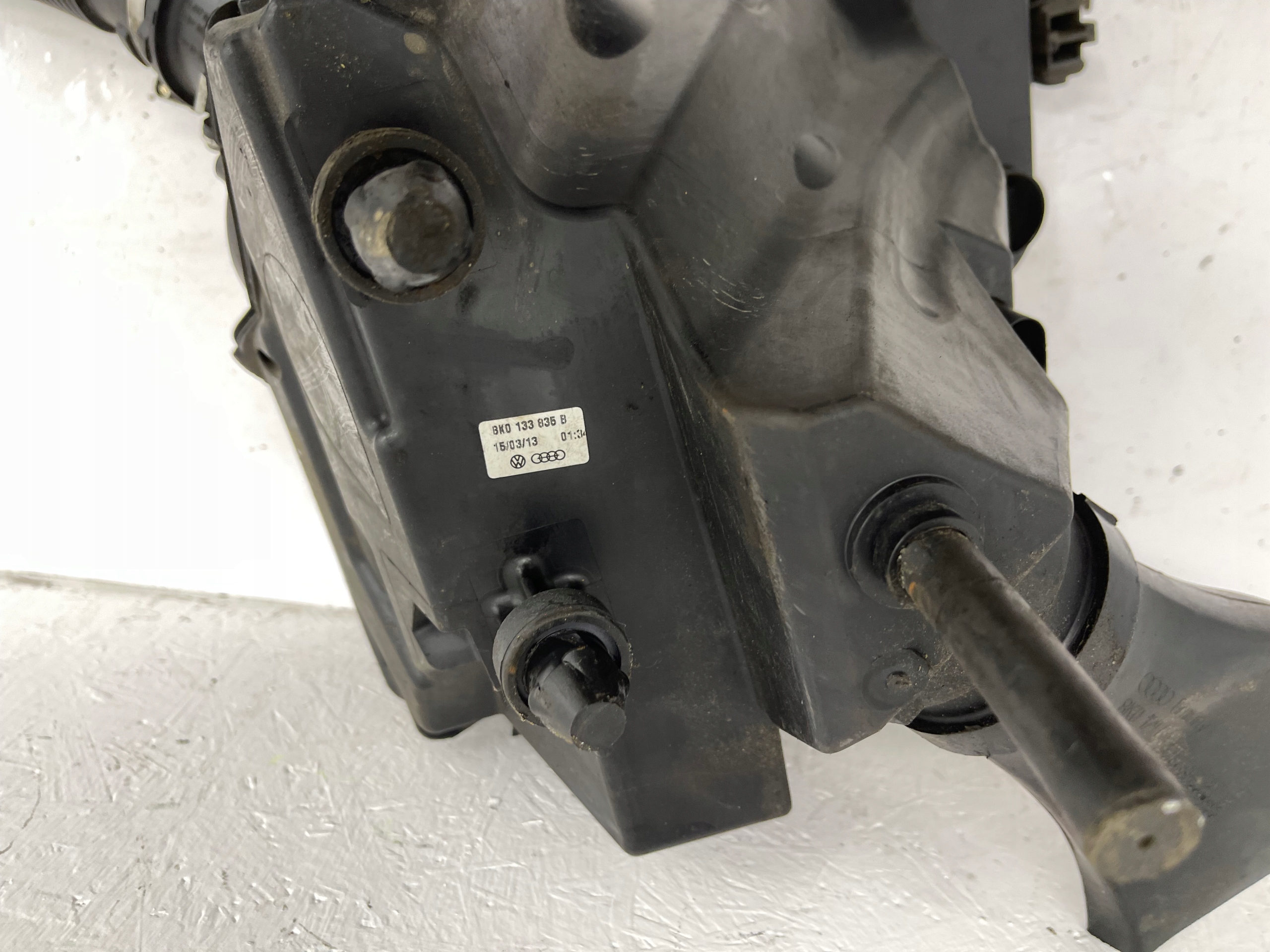 AUDI A5 8T LIFT Gehäuse filter luft 3.0 8K0133835B 8K0133837B