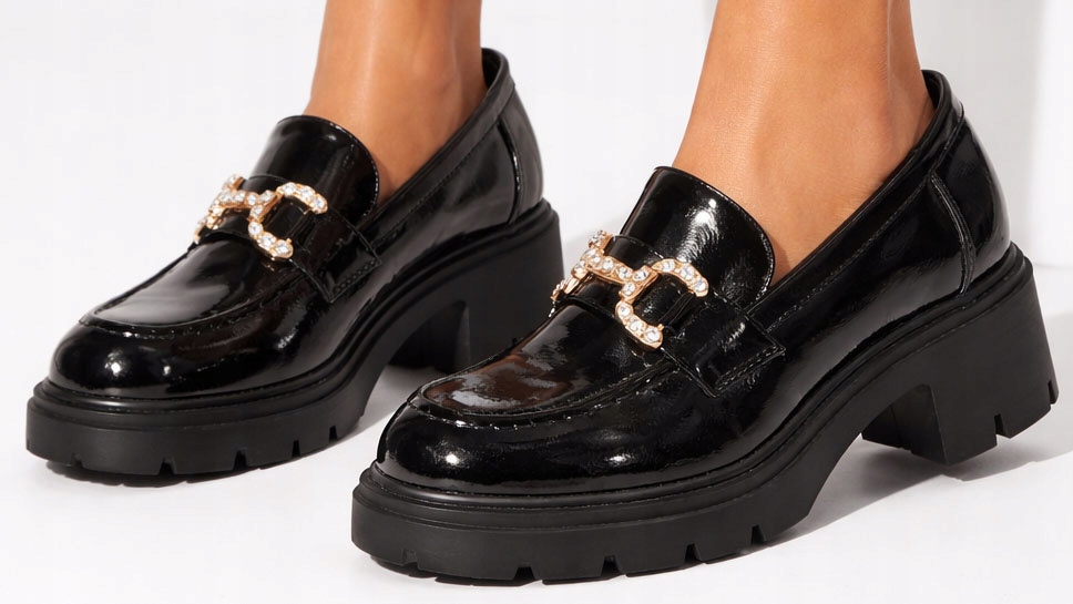 Mokasyny Damskie Czarne Lakierowane Półbuty 39