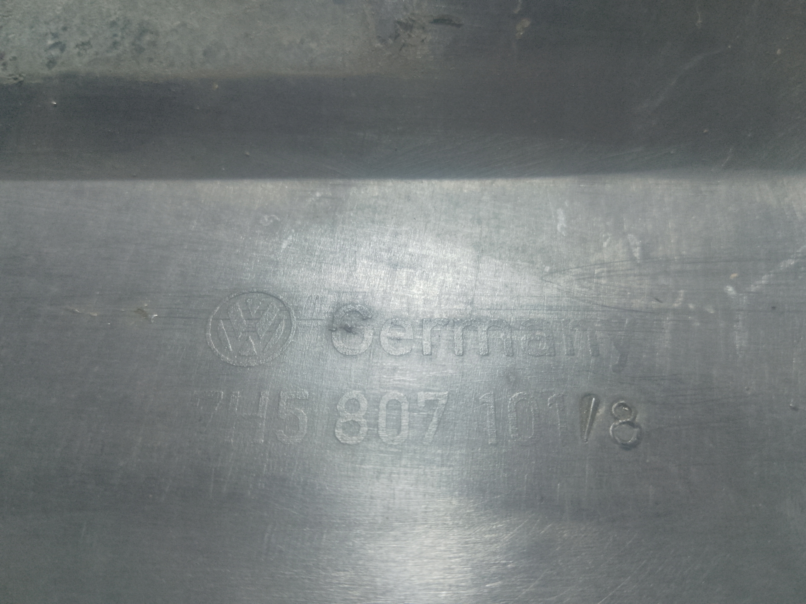 VW Transporter T5 Kühlergrill FRONTGRILL Kühlergitter 7H5807101 - Thumbnail 11