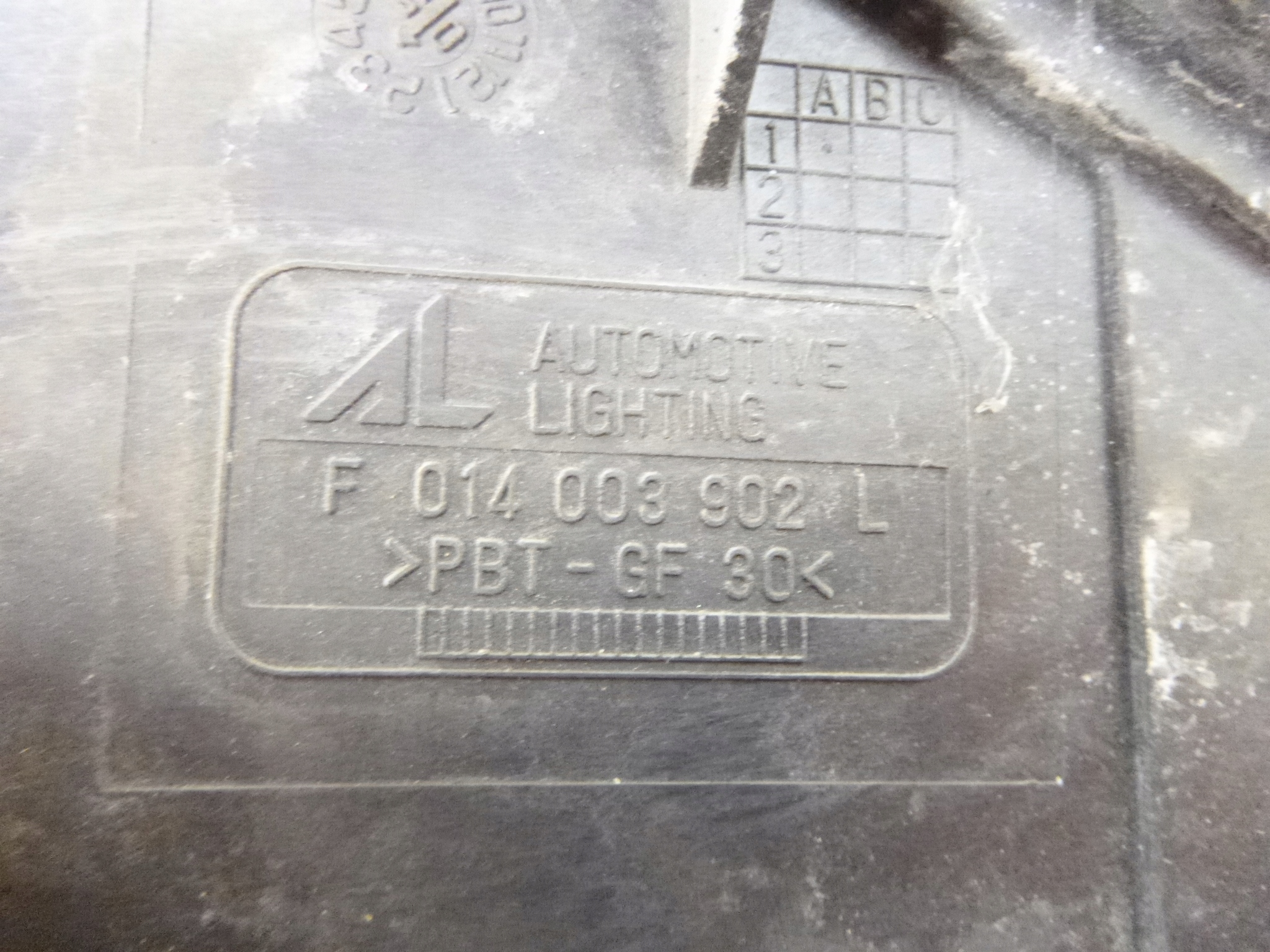 light front left Mazda 6 GG 2005r. 014003902L