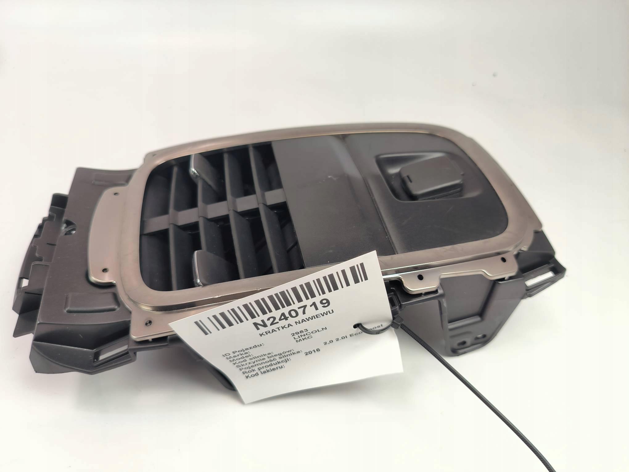 grid air conditioning devices EJ7B-S04584-A LINCOLN MKC