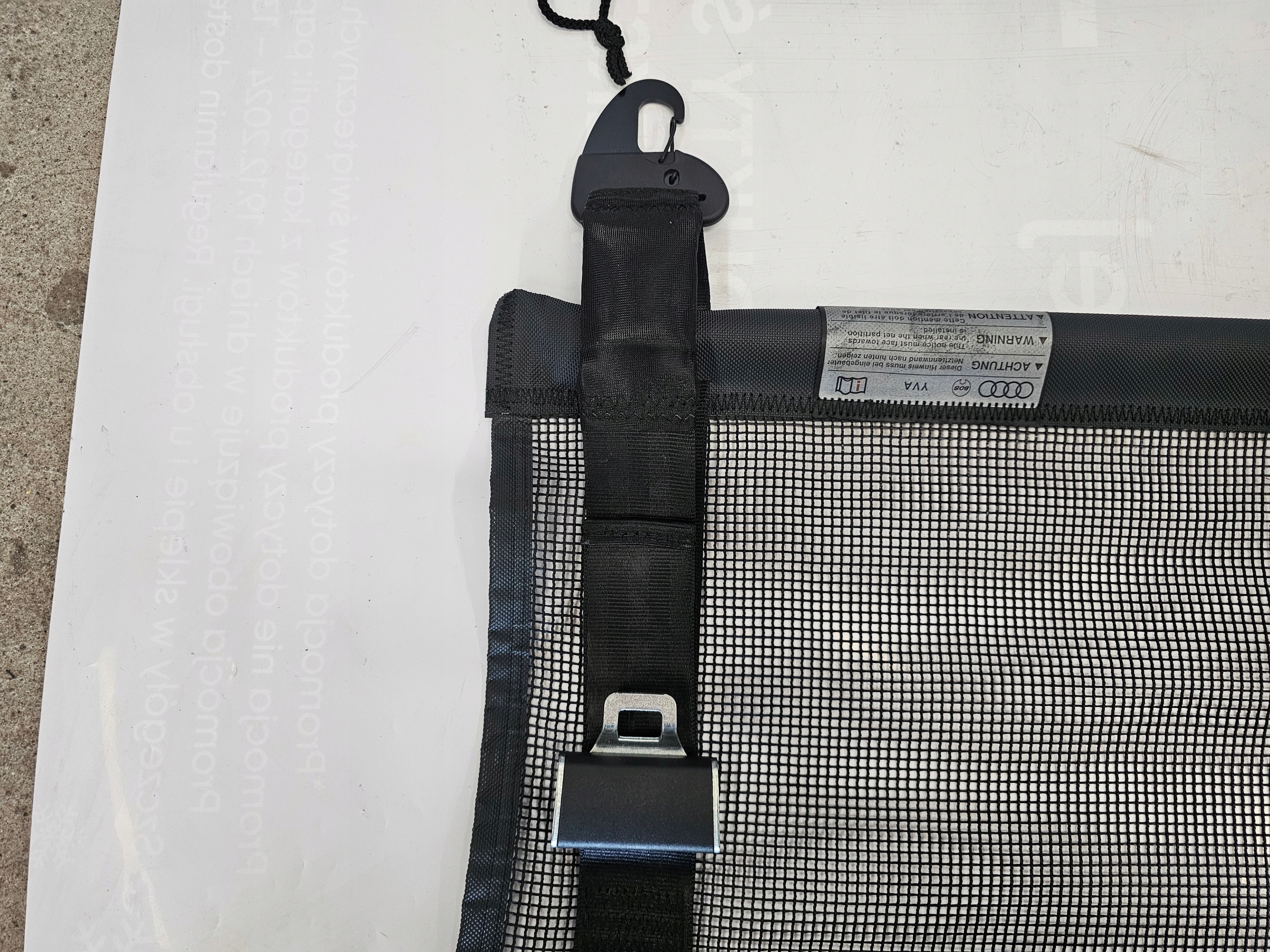 Audi Q5 80A багажника 80A861691A