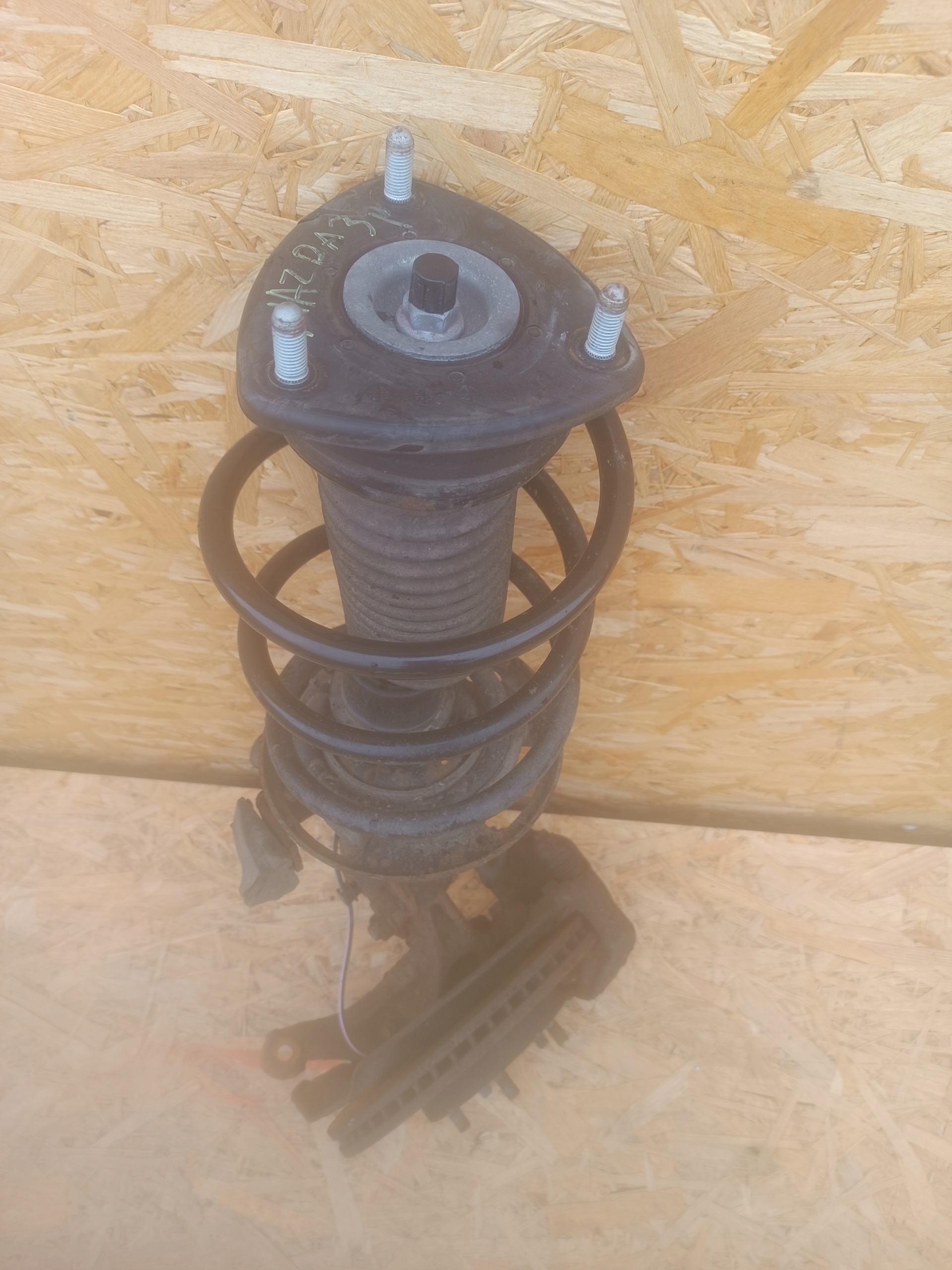 right MCPERSON swing MAZDA III 3 LIFT BM 1.5 D