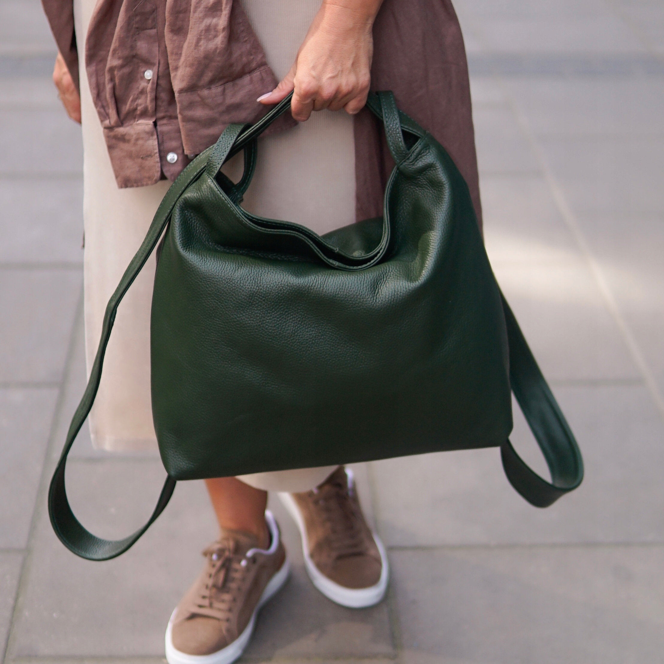 Dámská kabelka z lícové kůže Buona Tmavě zelená