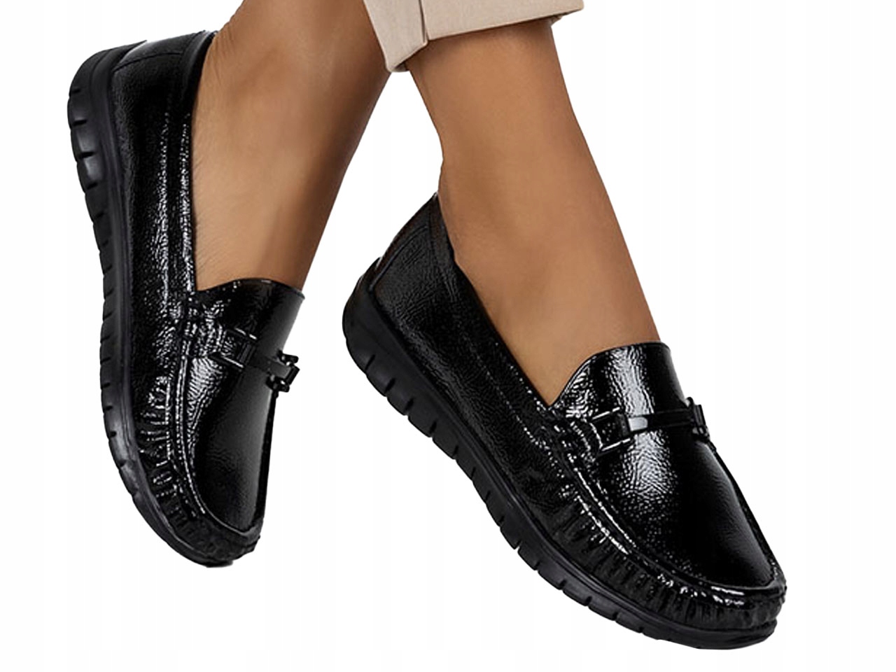 MOKASYNY LAKIEROWANE ZE SPRZĄCZKĄ WKŁADKA SKÓRA 37