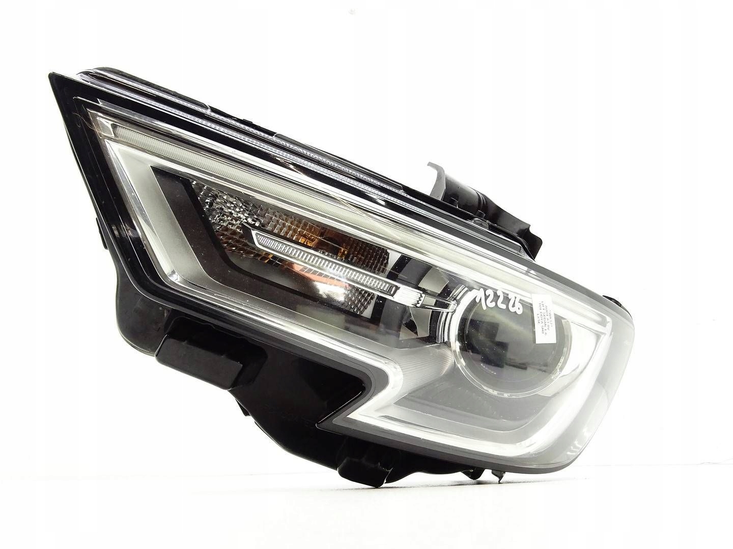 REFLEKTOR light left front front XENON LED AUDI A3 8V LIFT 8V0941005F