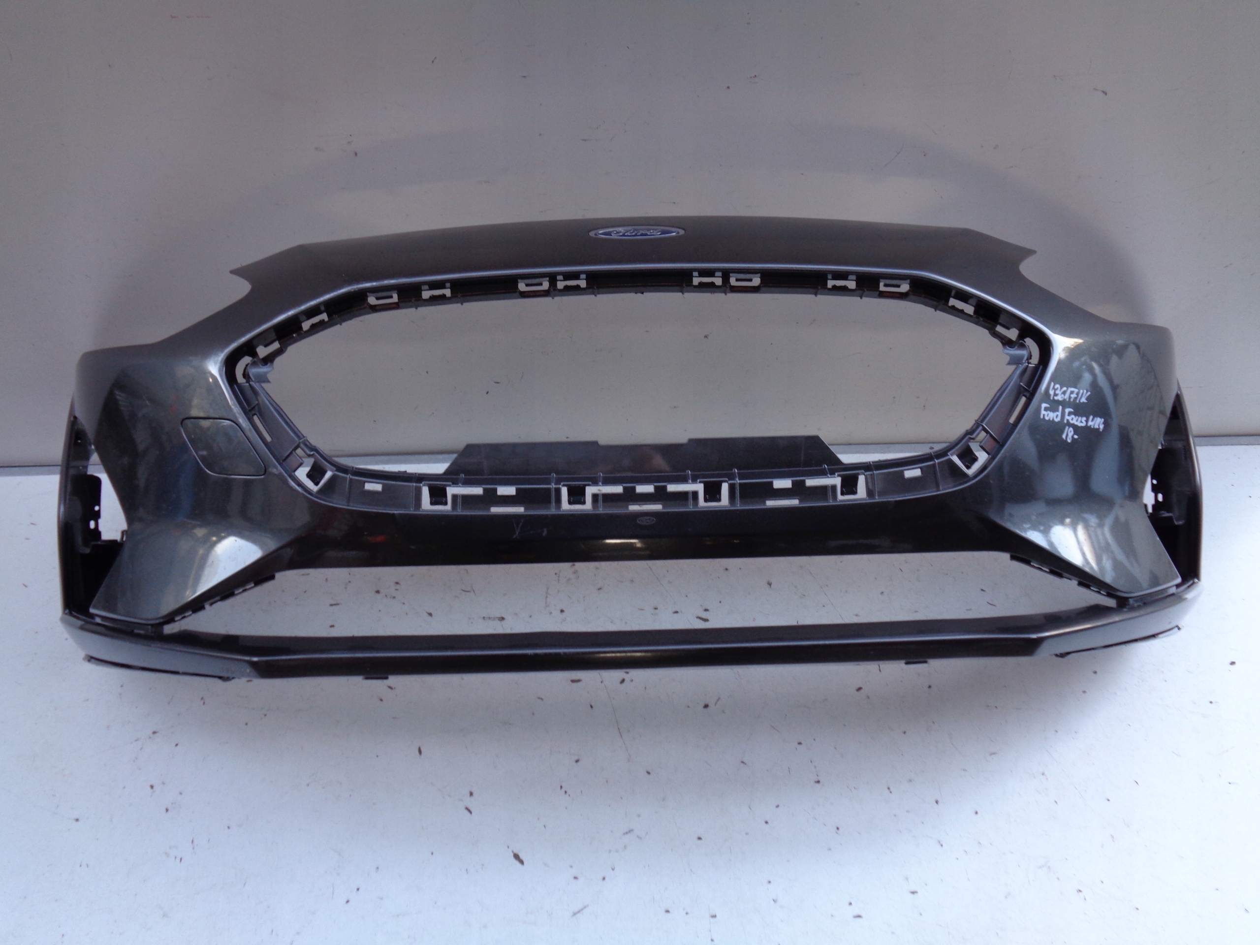 FRONTSTOSSSTANGE FORD FOCUS MK4 18- NR 43617