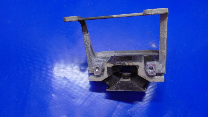 ŁAPA PODUSZKA SKRZYNI 2.3DCI RENAULT MASTER III MOVANO B NISSAN NV400 10-21
