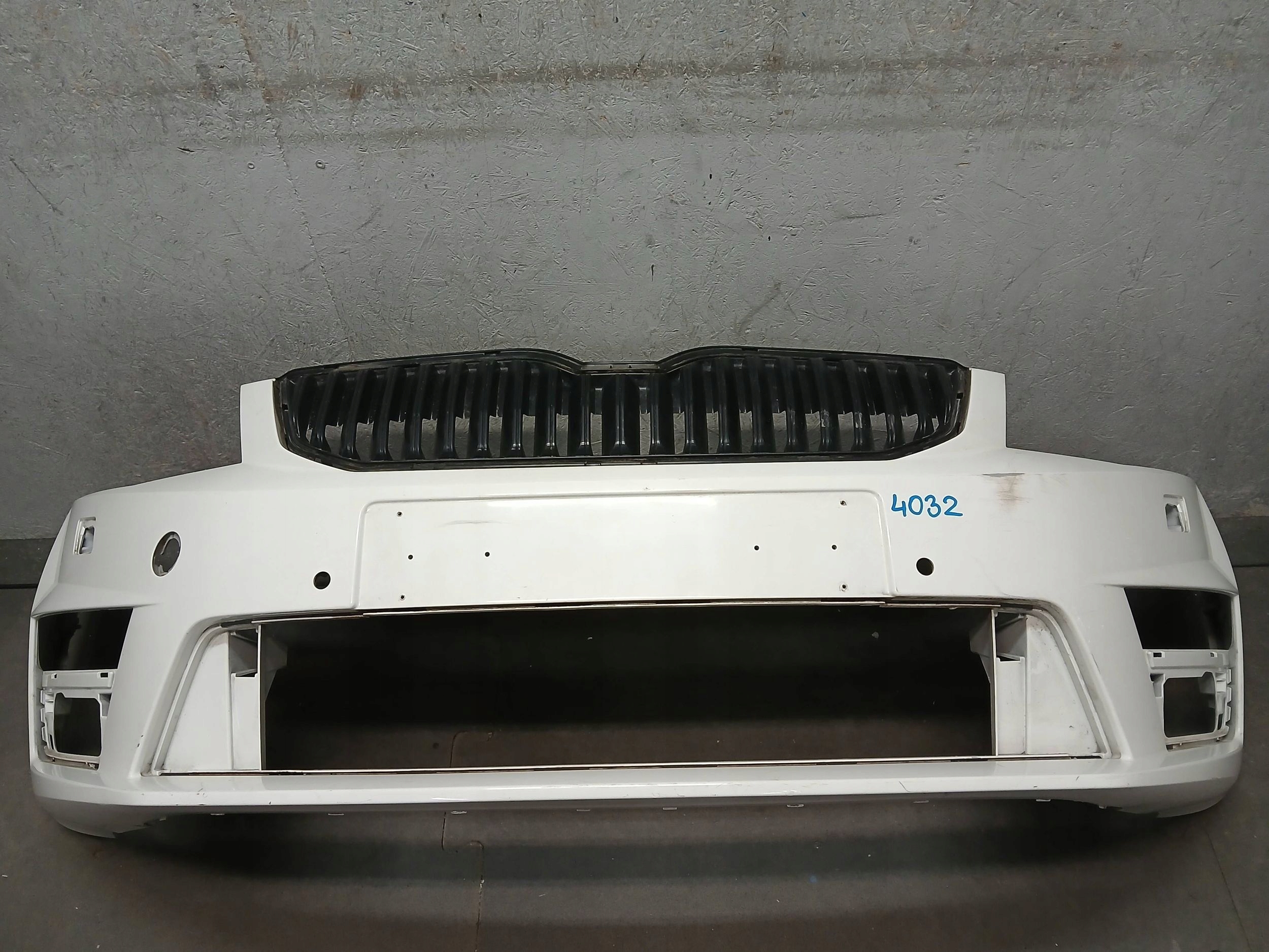 bumper front SKODA OCTAVIA III 3 RS 13-17 5E