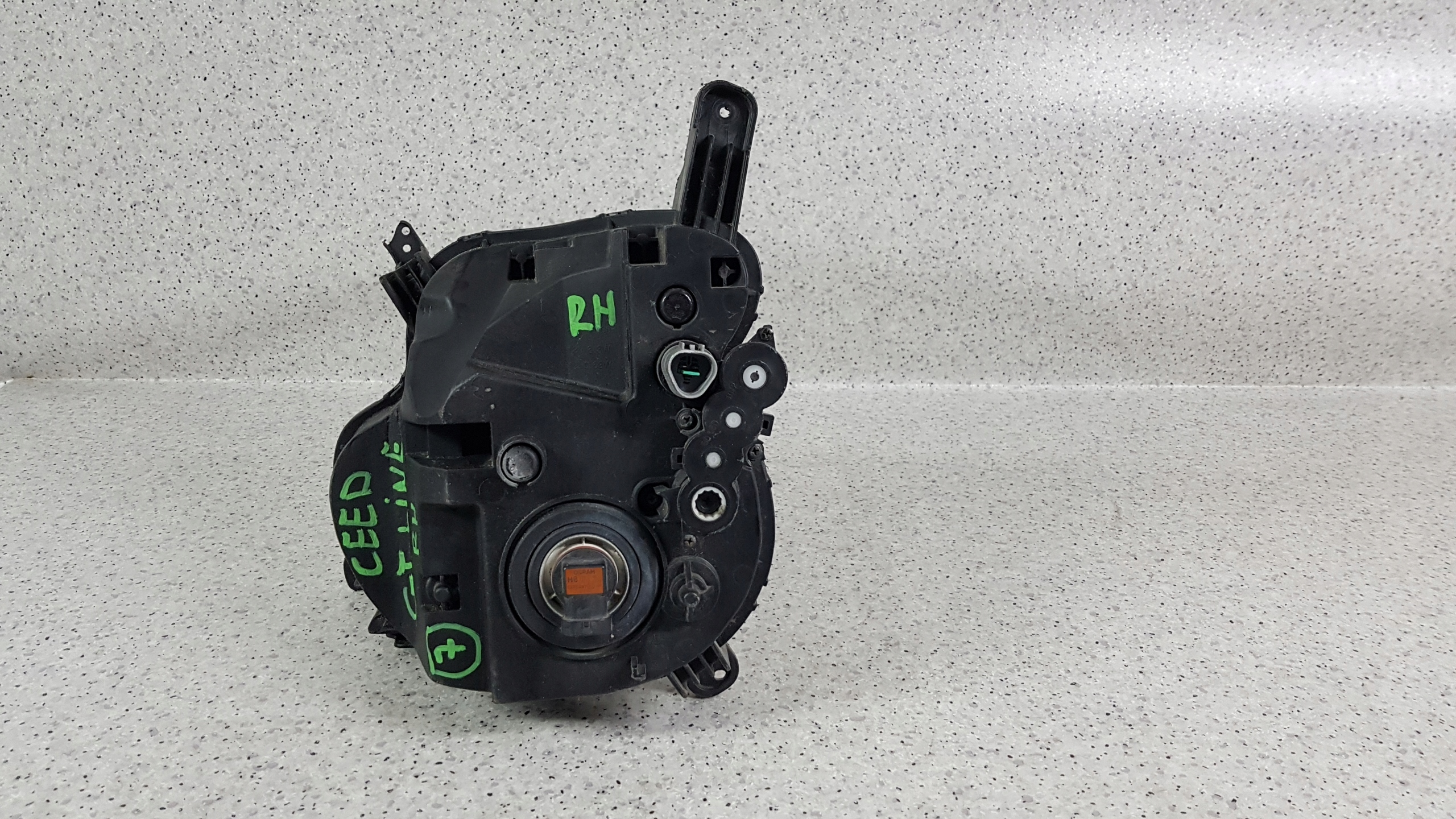 KIA CEED GT LINE LED DRL right D 8894