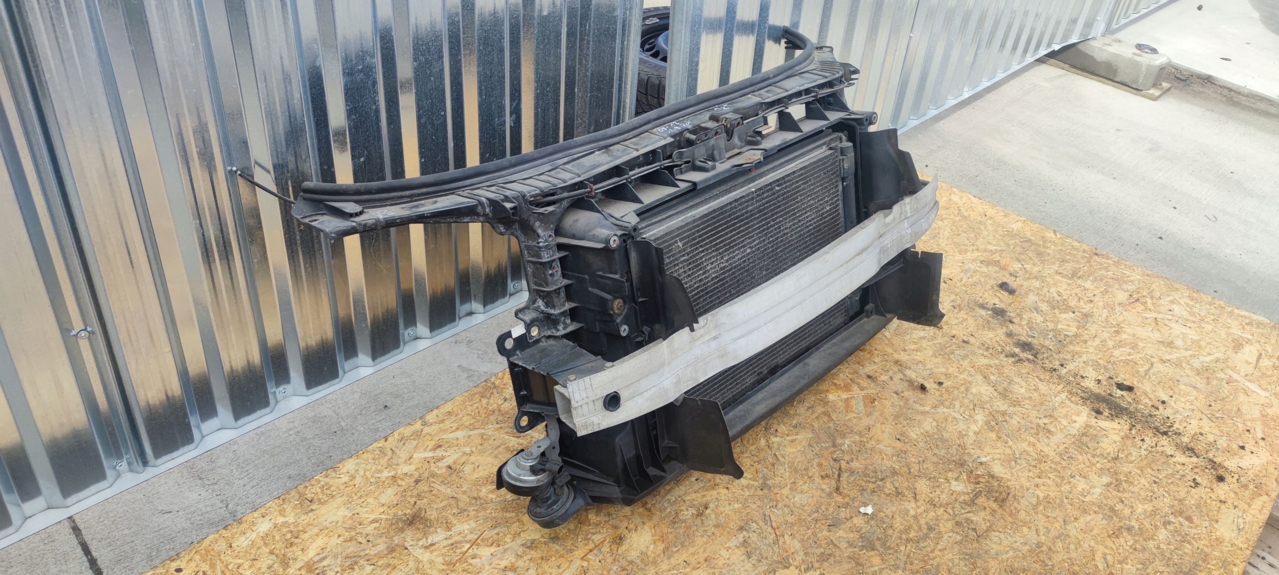 support panel for radiators complete AUDI A3 8P 1.9 TDI 08-2012 2