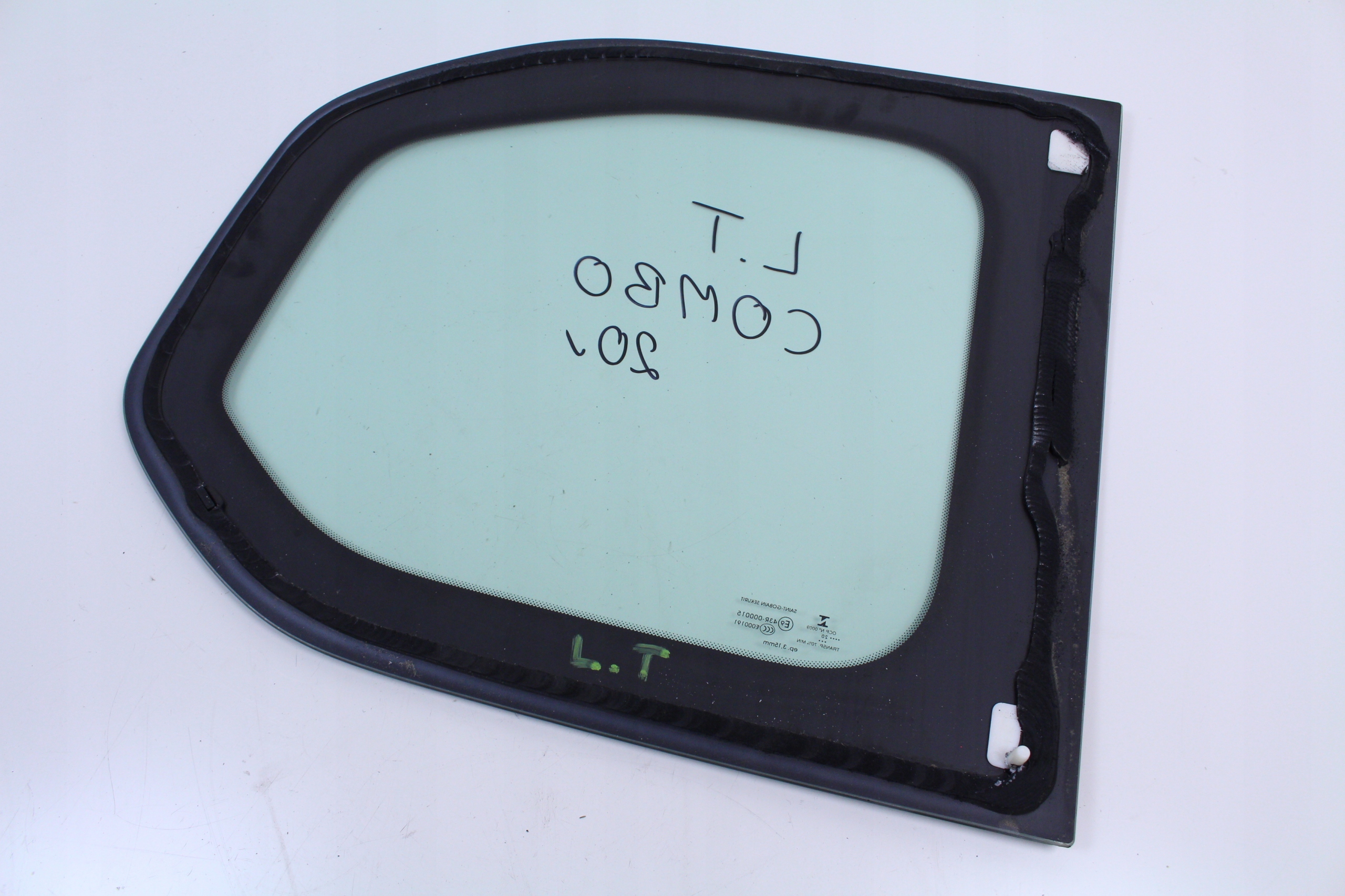 SZYBA KAROSERYJNA LEWY TYŁ OPEL COMBO IV E 20r. Typ samochodu Samochody osobowe