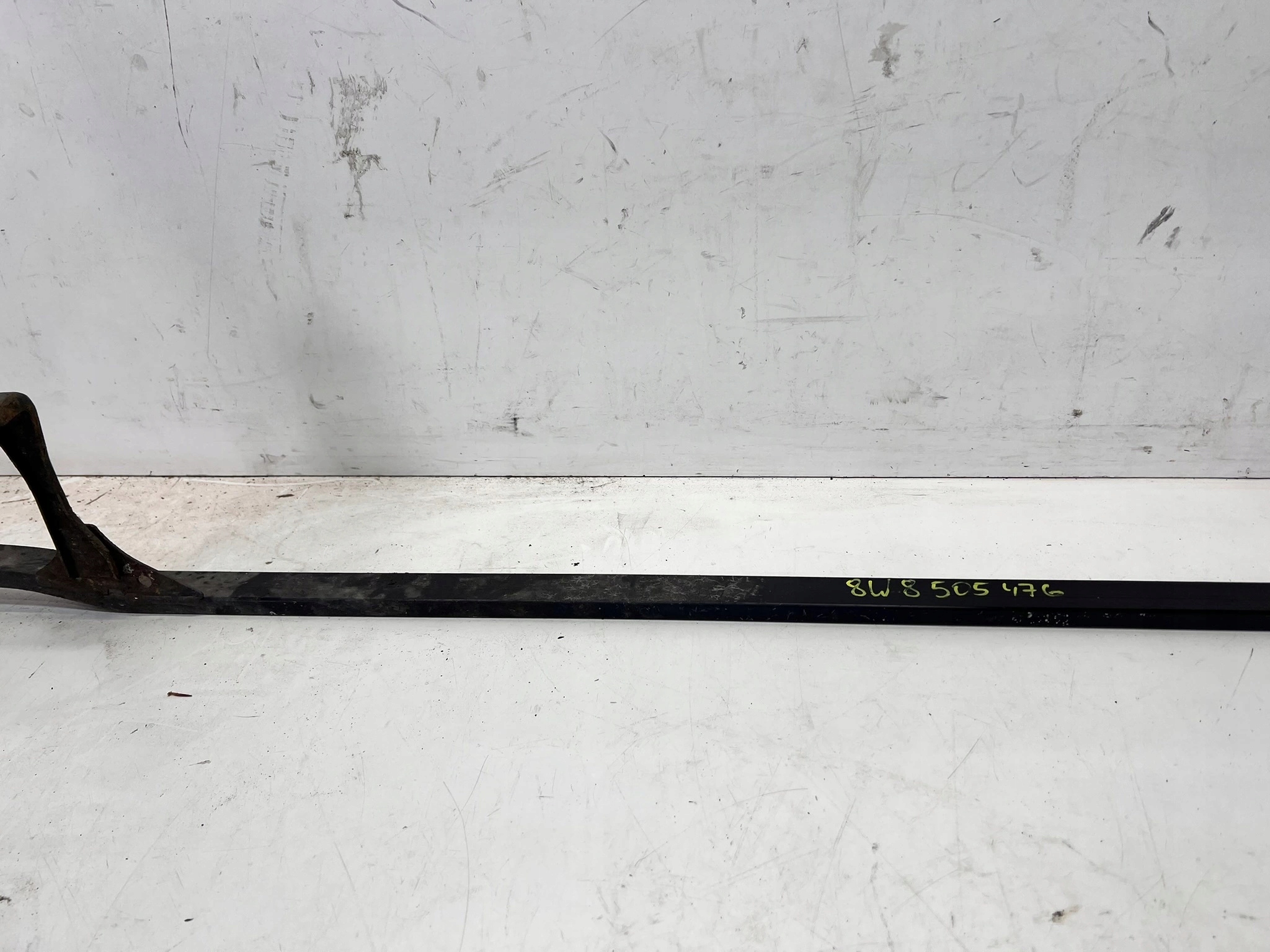 console chassis right AUDI A5 8W 8W8505476