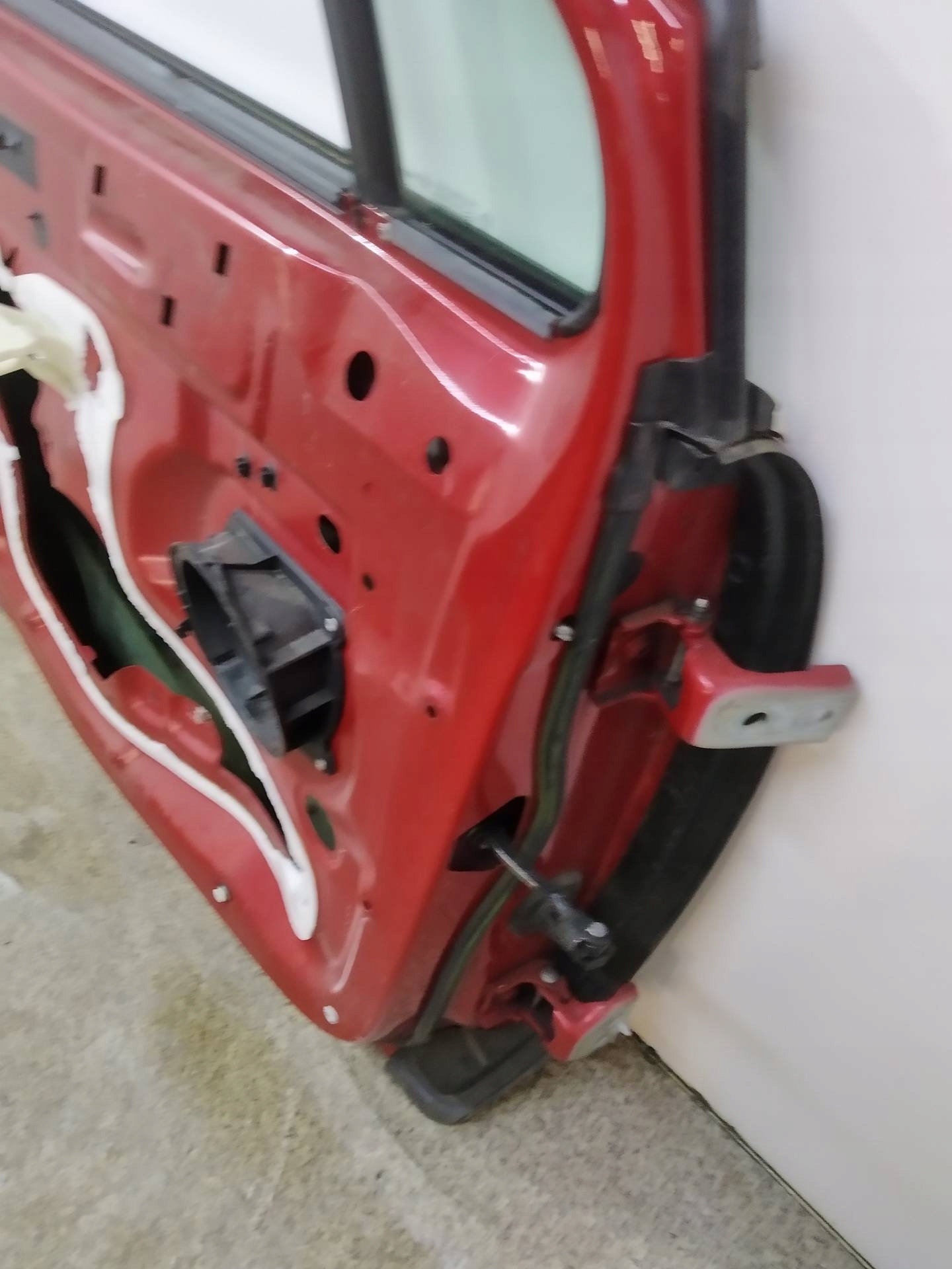 door left front LKRD Peugeot 5008 and (2009- )