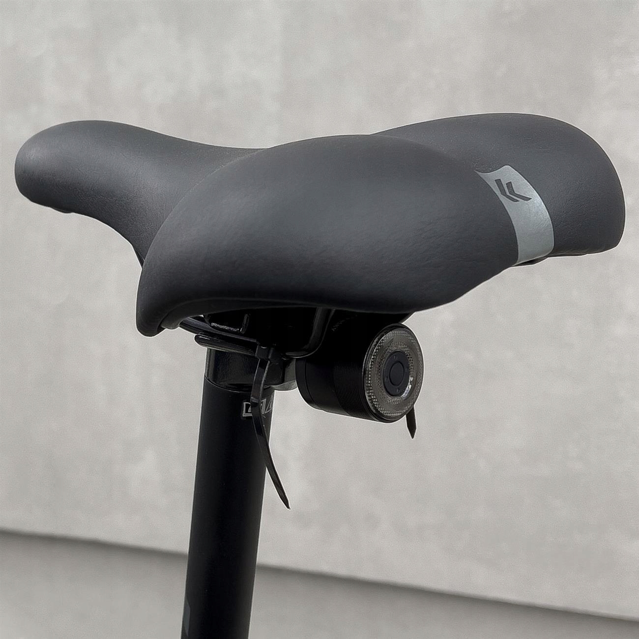 WOZINSKY LAMPKA ROWEROWA USB PRZEDNIA TYLNA NA PRZÓD TYŁ PEŁNE OŚWIETLENIE Źródło światła dioda LED