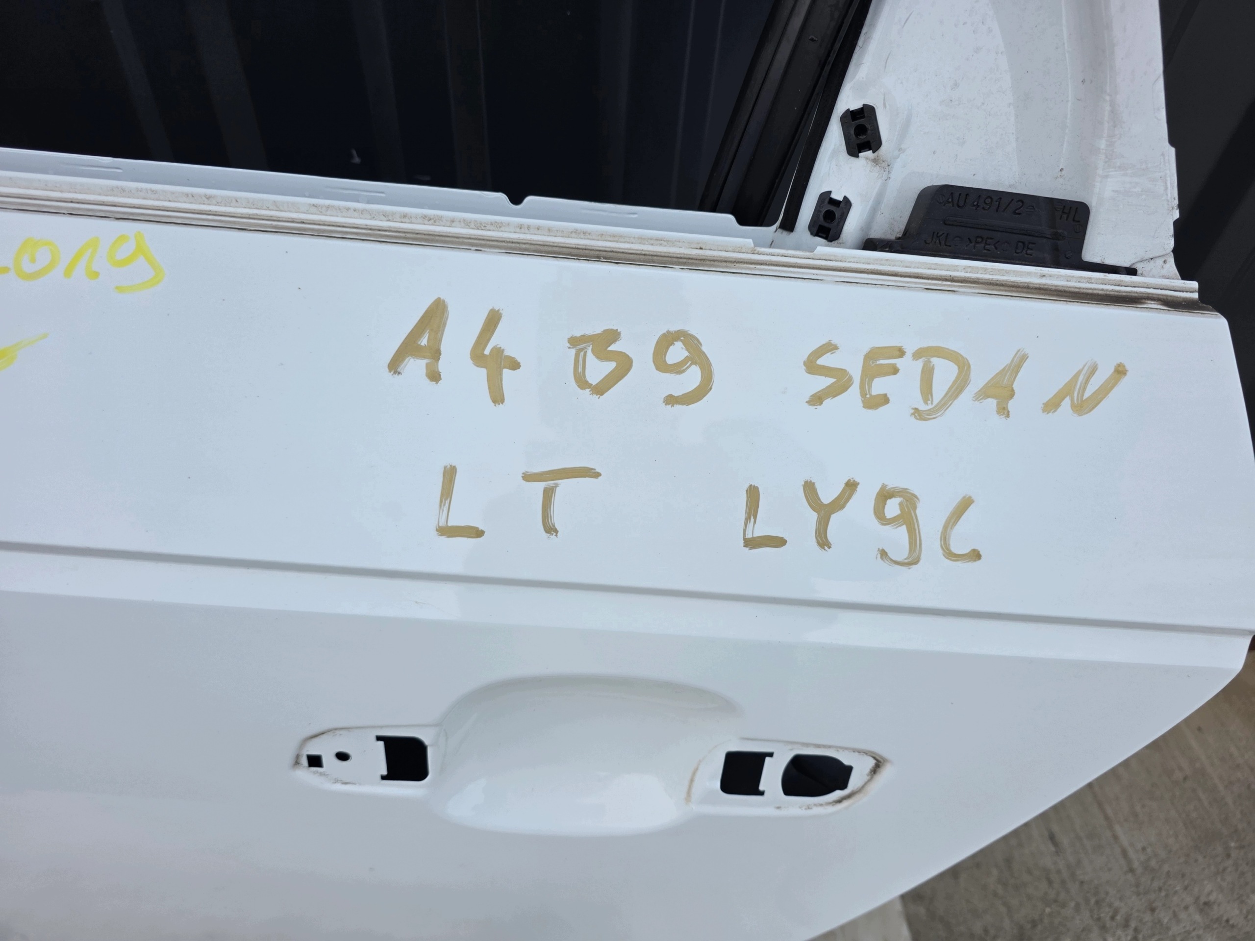door left rear part AUDI A4 B9 LY9C 2016-2019 original !!!