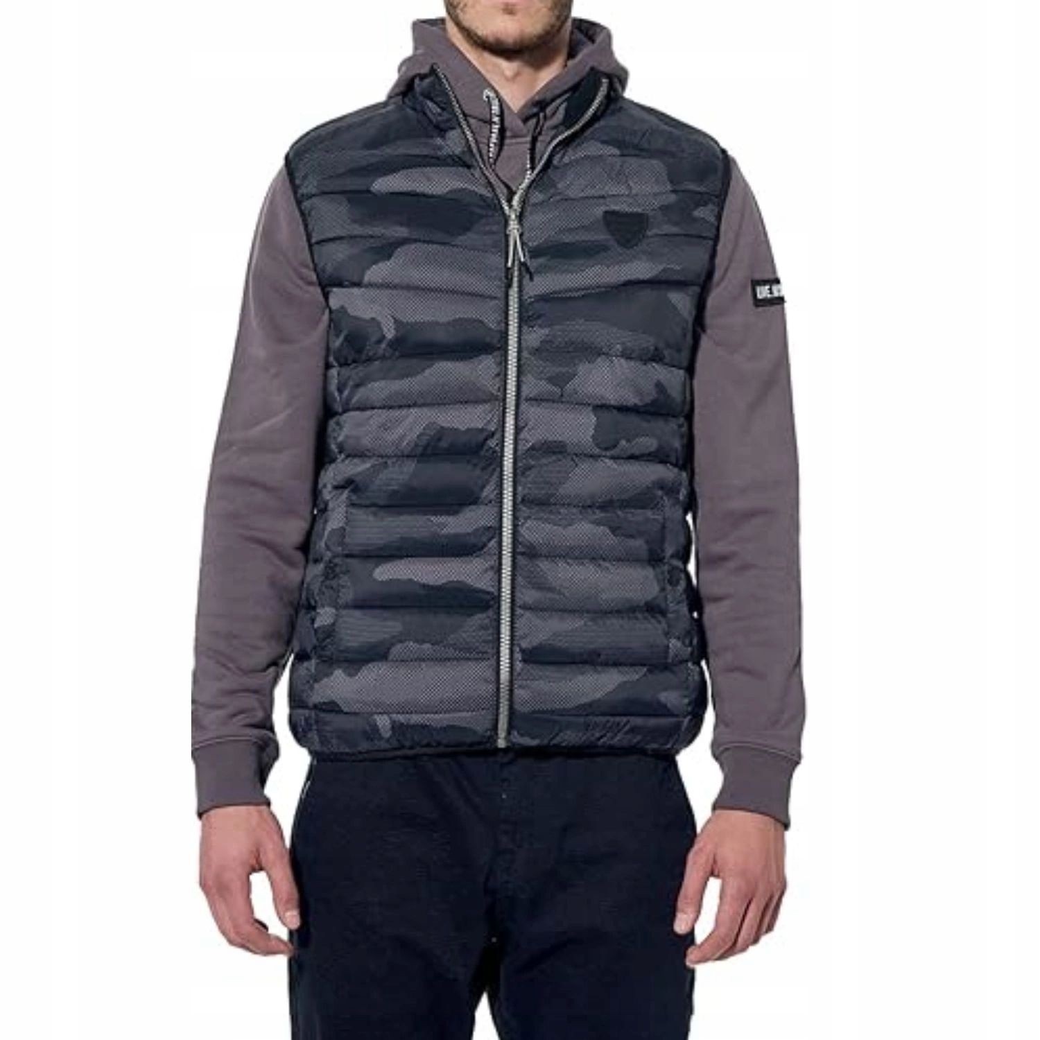 Pánská prošívaná péřová Bunda Bez Rukávů Kaporal Aku maskáčový , vel. M