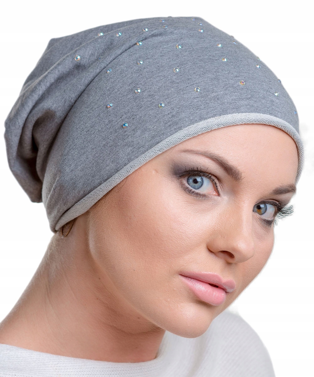 

Szara Czapka Beanie Smerfetka Modna Cyrkonie