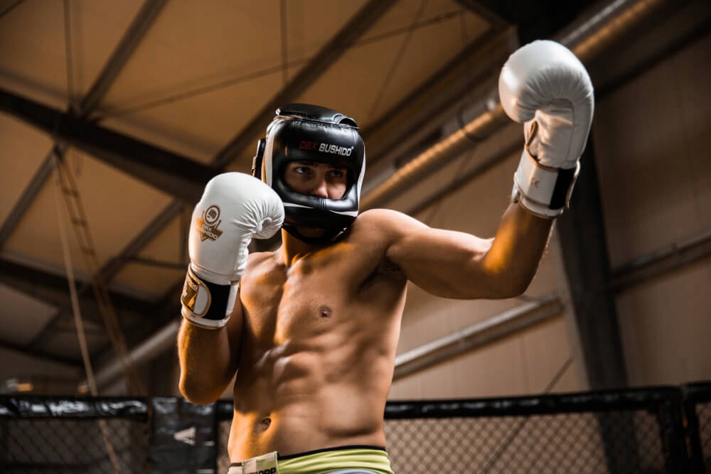 KASK TRENINGOWY BOKSERSKI SPARINGOWY Z OSŁONĄ BUSHIDO Rozmiar M