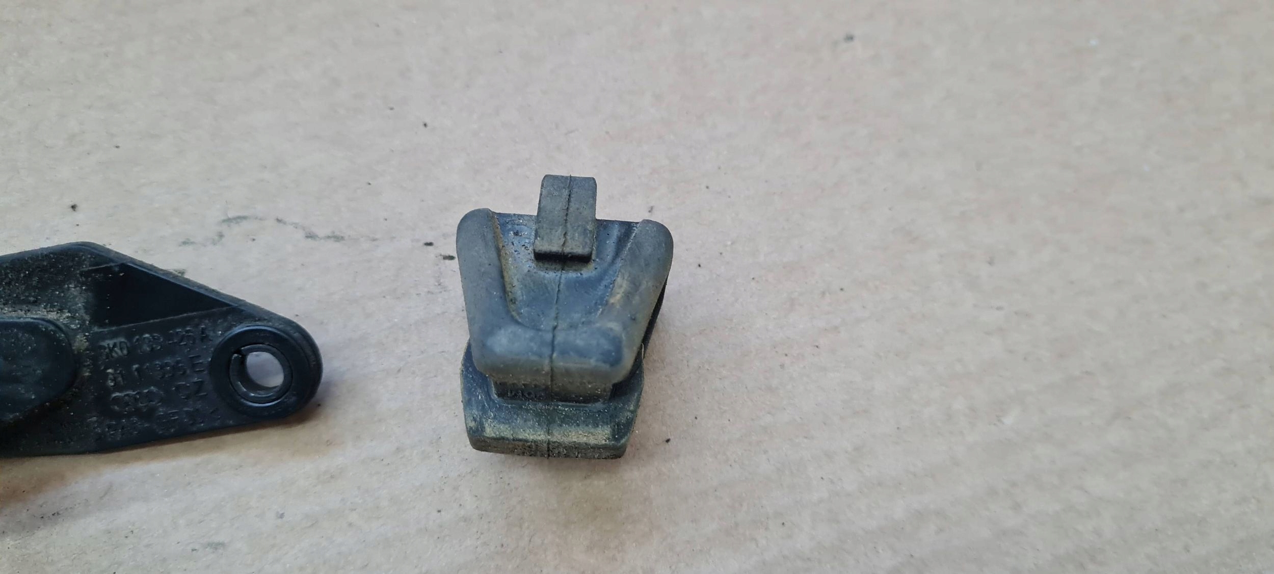 A5 8T LIFT Halter Halter filter luft 8K0133426A A4 B8 LIFT