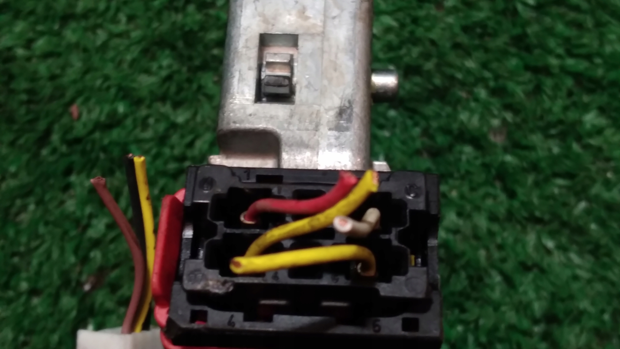 ignition Z KLUCZYKIEM RENAULT CLIO 3 216738847BT