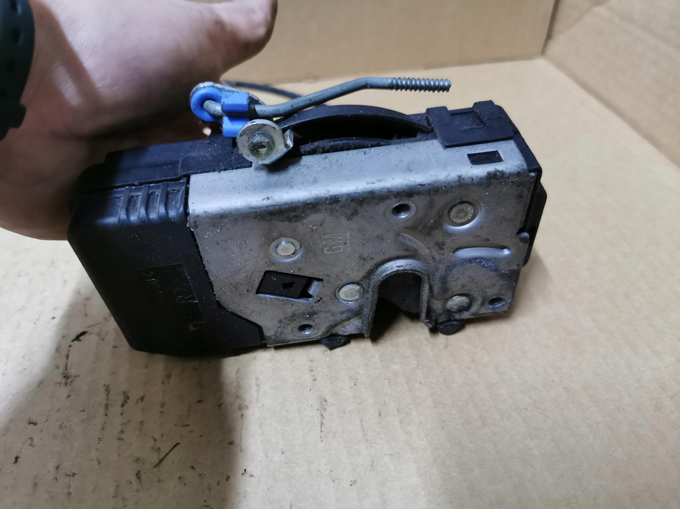 lock door right front RENAULT TRAFIC II 01-14 EU