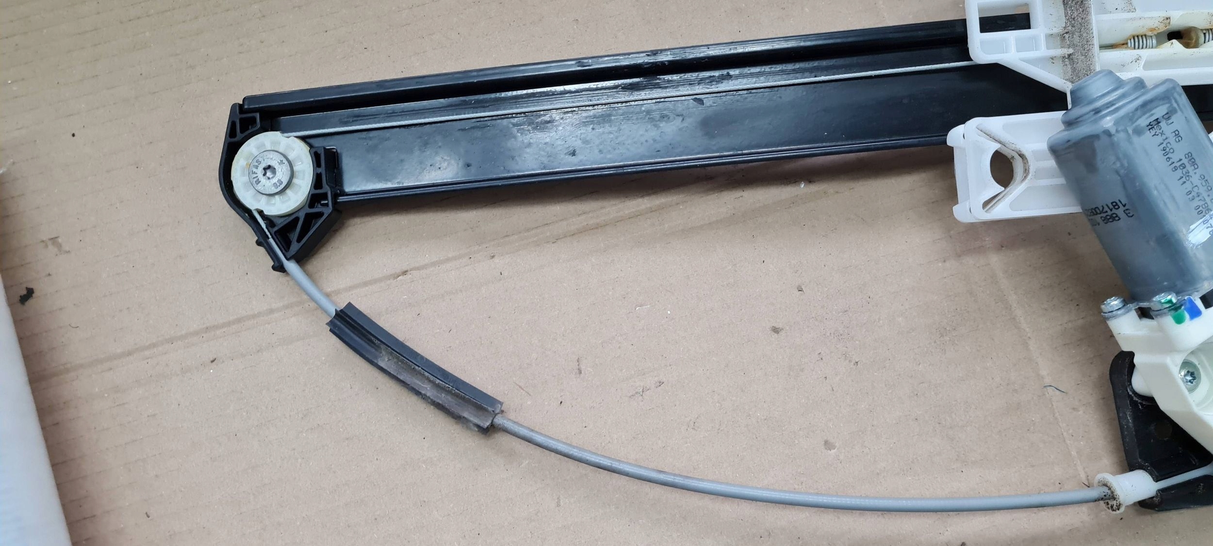Q5 80A mechanism window regulator left rear part 80A839461