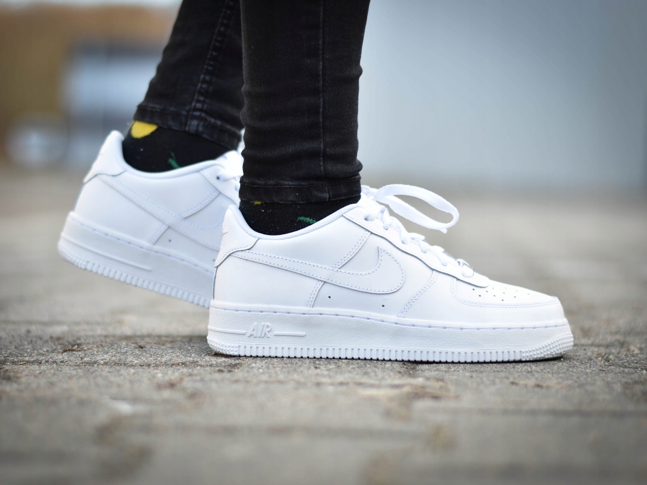 BUTY NIKE AIR FORCE 1 wmns DD8959 100 ORIGINALS r 41 Rozmiar 41