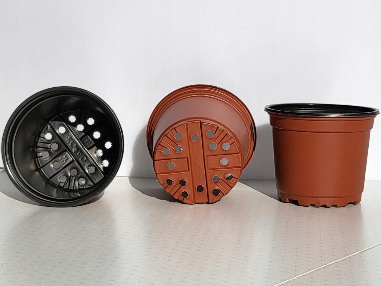 

100 szt Doniczki Produkcyjne 11 x 9 cm okrągłe P11