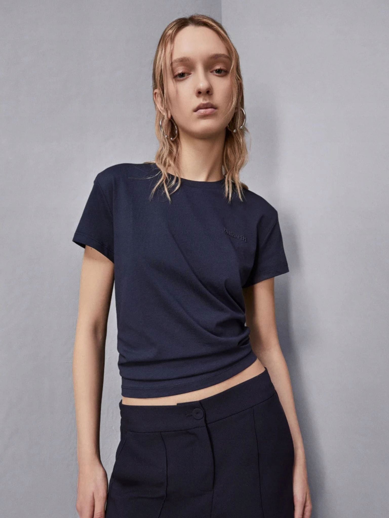 Dámské tričko Patrizia Pepe 8M1543 J111 tmavě modré tričko: 34