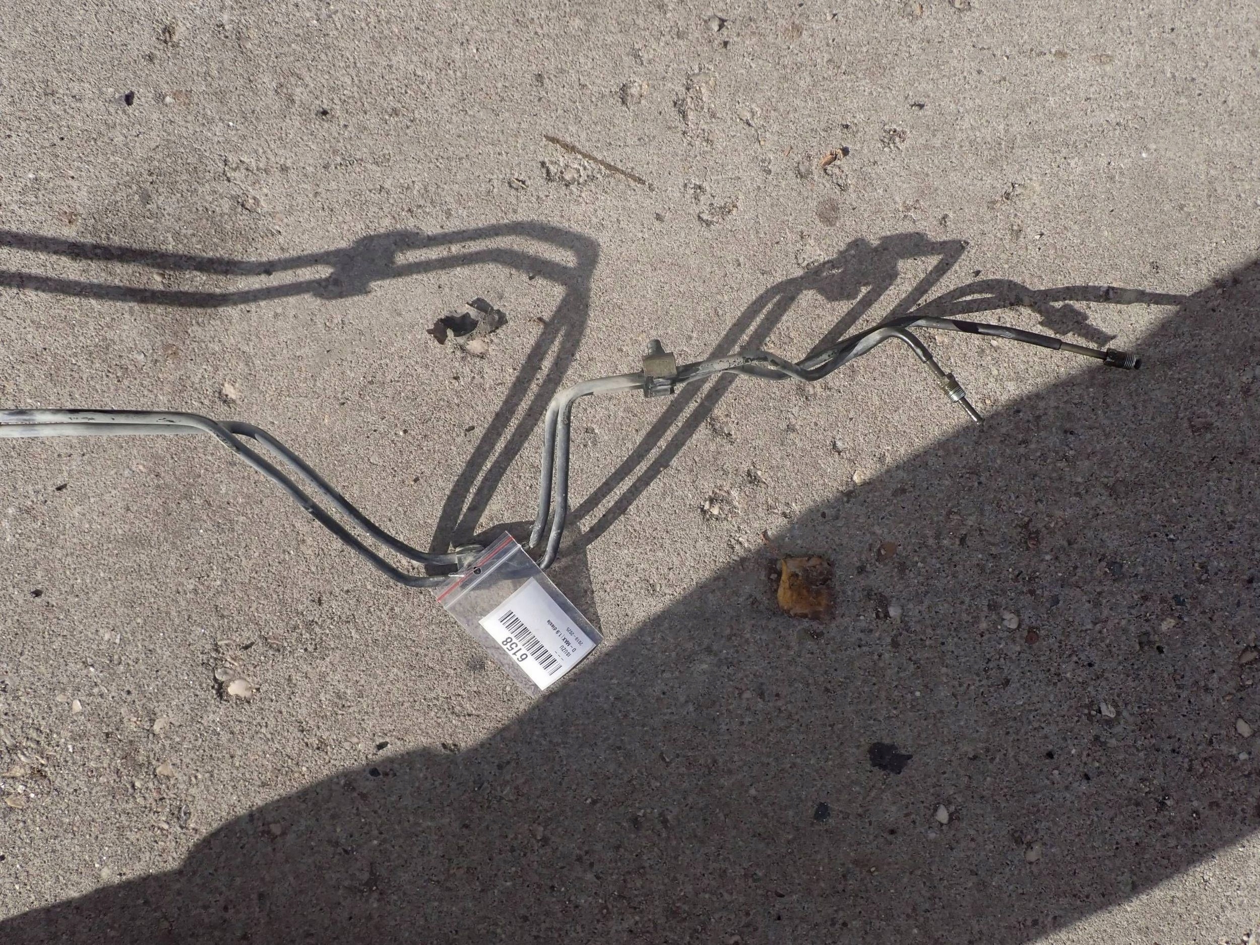 тормозной шланг патрубки тормозные Isuzu