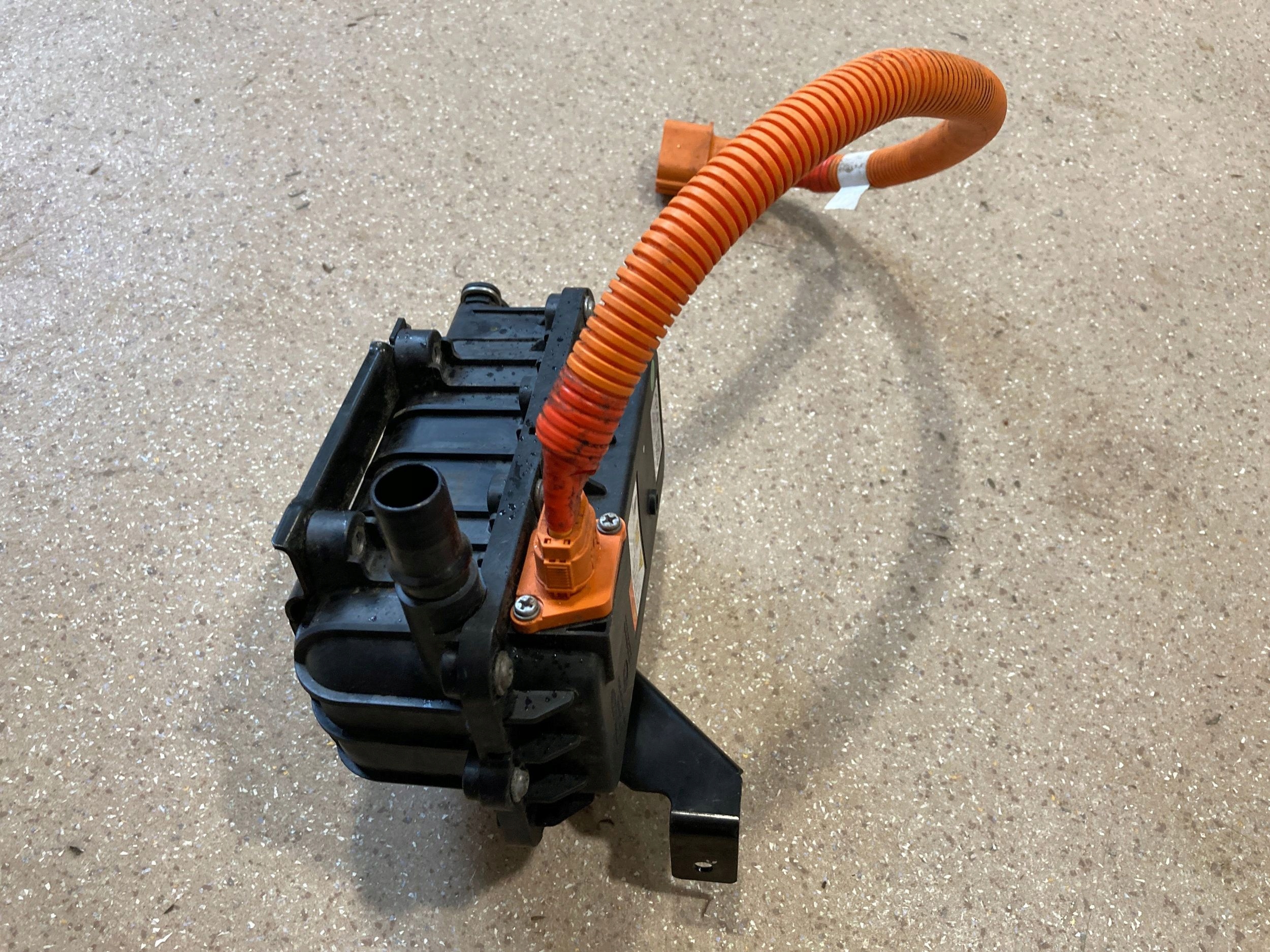 вентилятор Hyundai IONIQ 5 375W2GI000