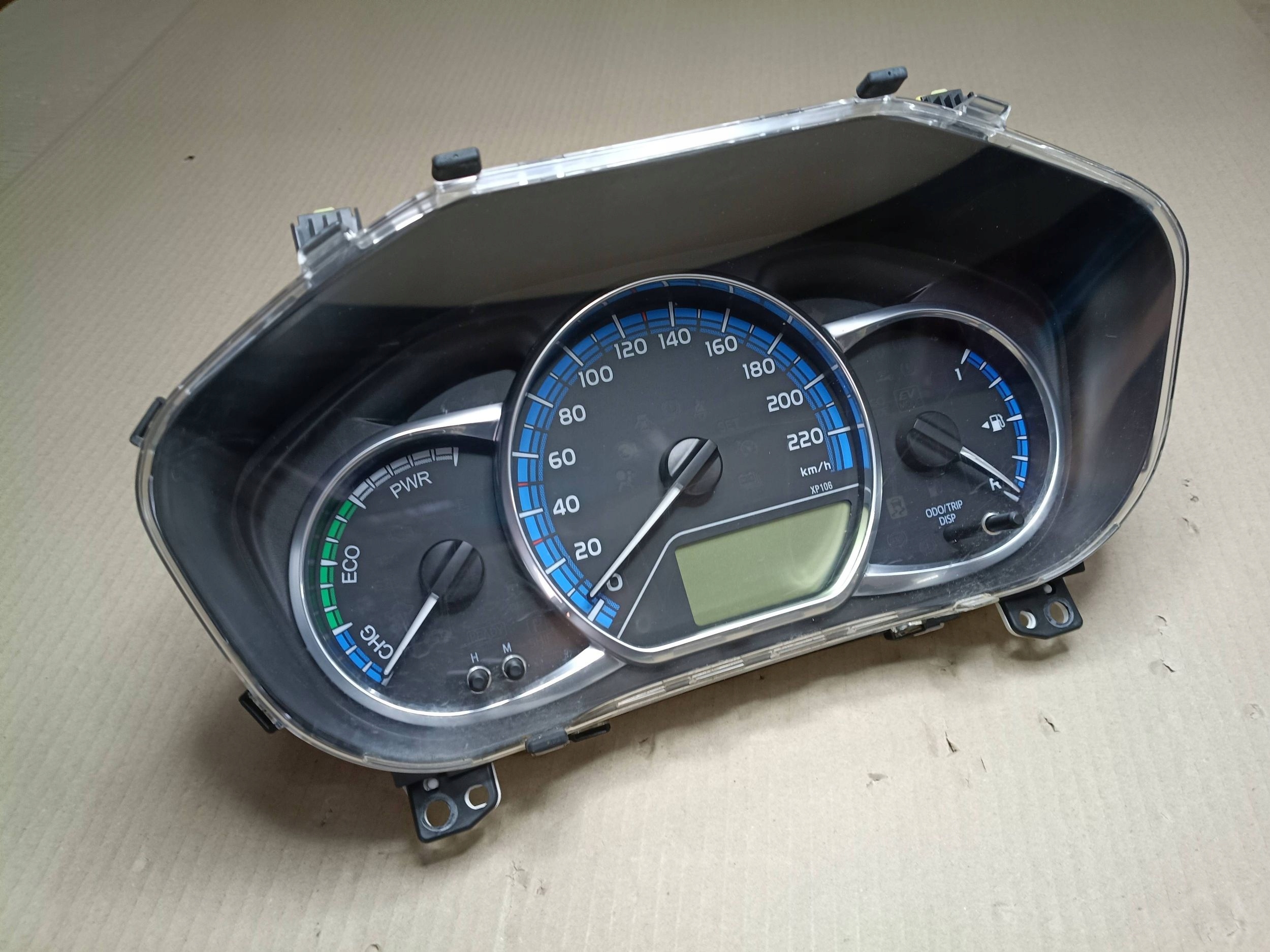 dials dials Toyota Yaris 83800-0U390