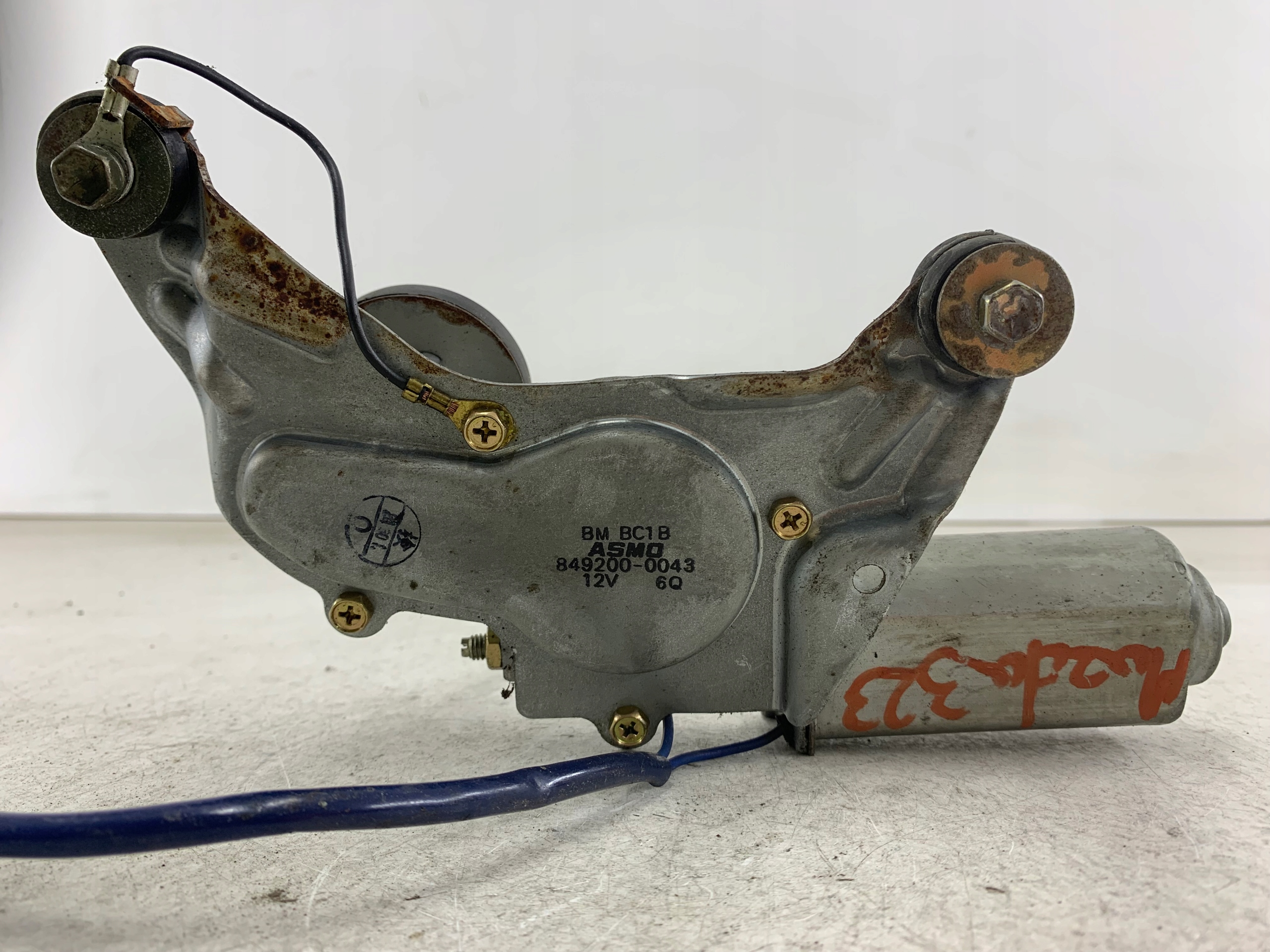 MAZDA 323C BA Wischergestänge heck 849200-0043