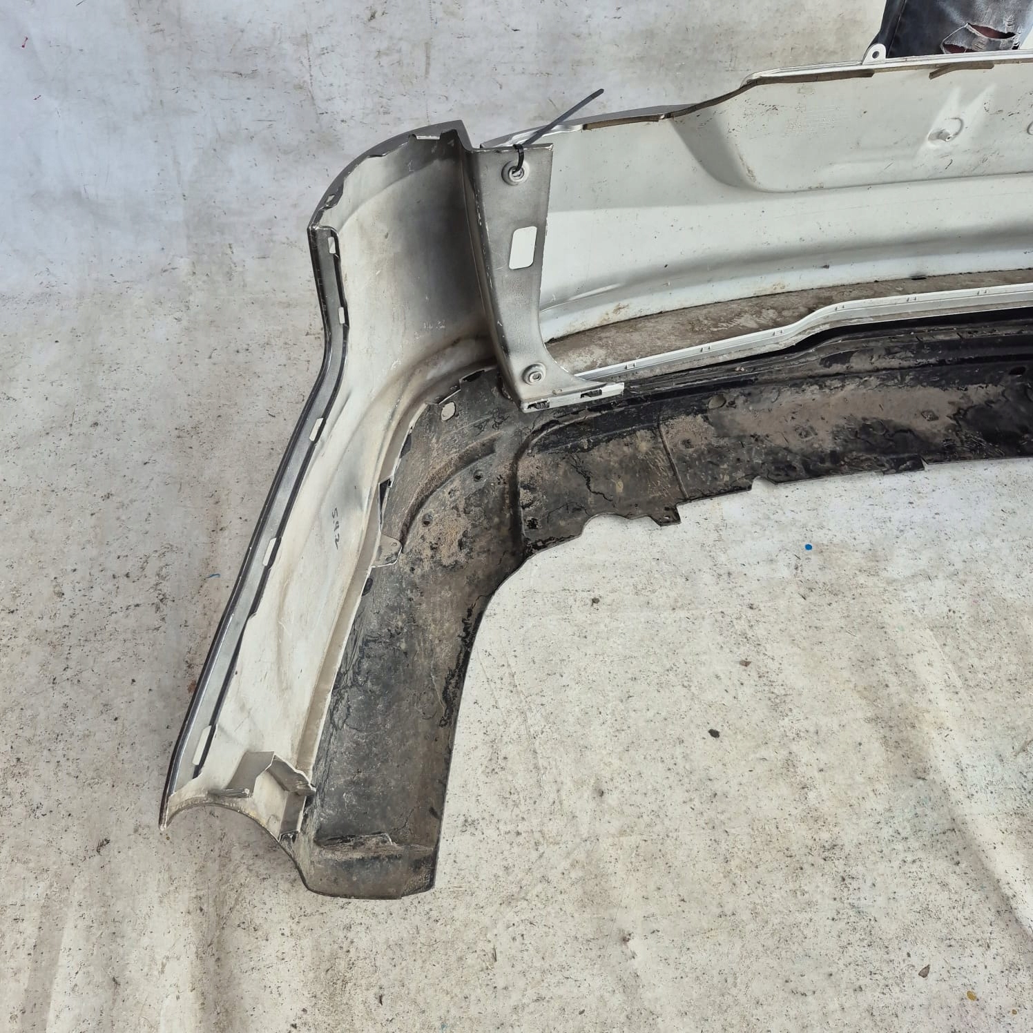 FORD FOCUS MK3 11-18 KOMBI bumper rear part rear PDC cap