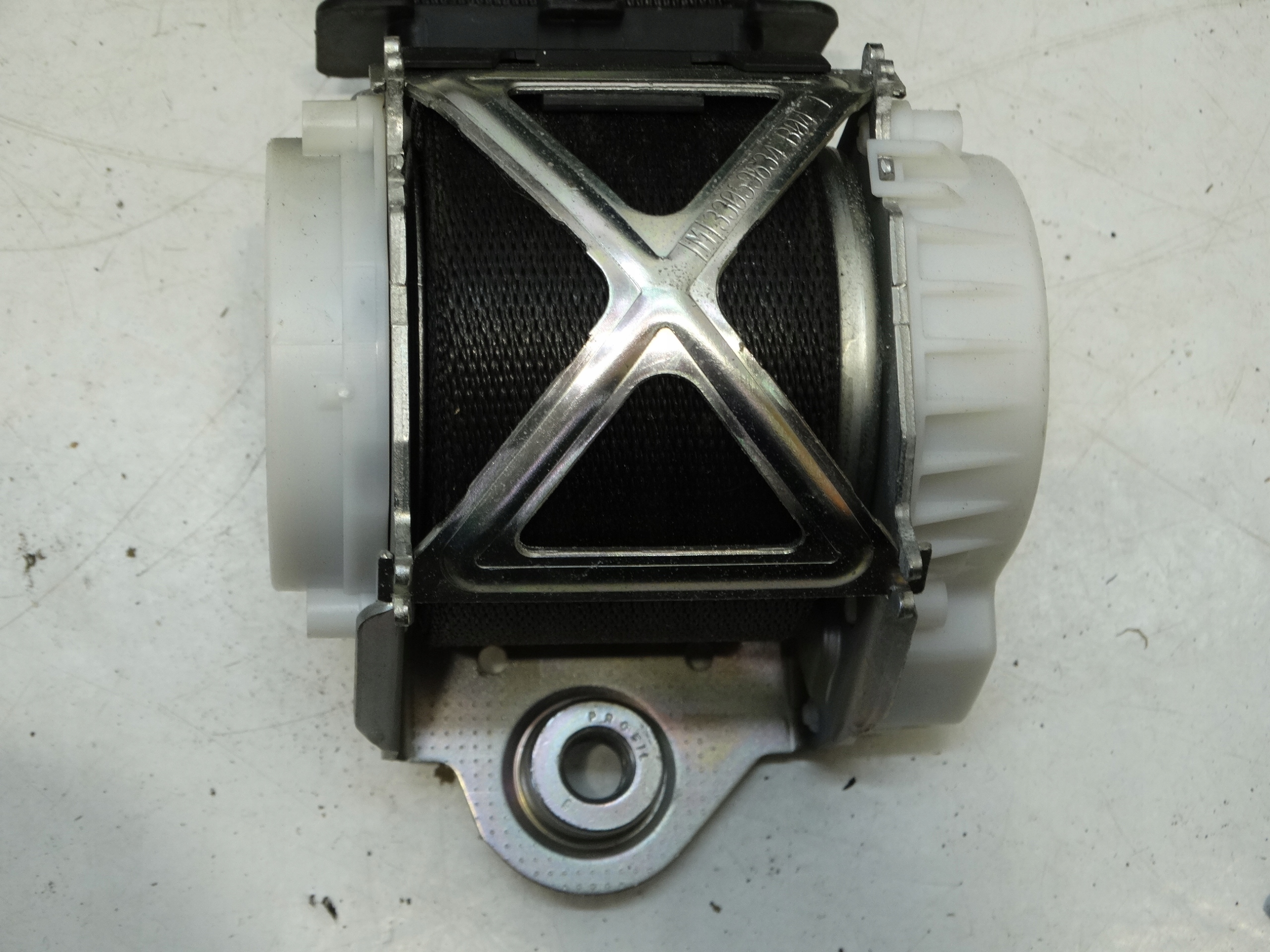 tension belt safety left front BMW 1 F20 2013R. 34078320C